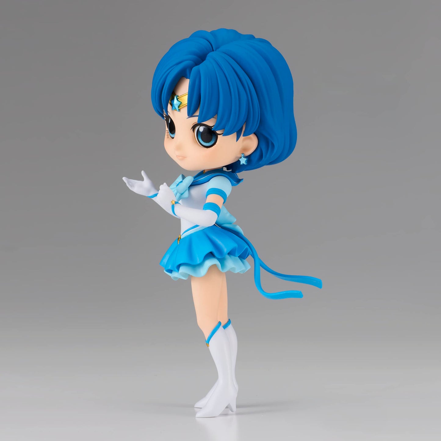 Banpresto Q Posket Eternal Sailor Mercury Ver A – Sailor Moon Cosmos Movie Figure