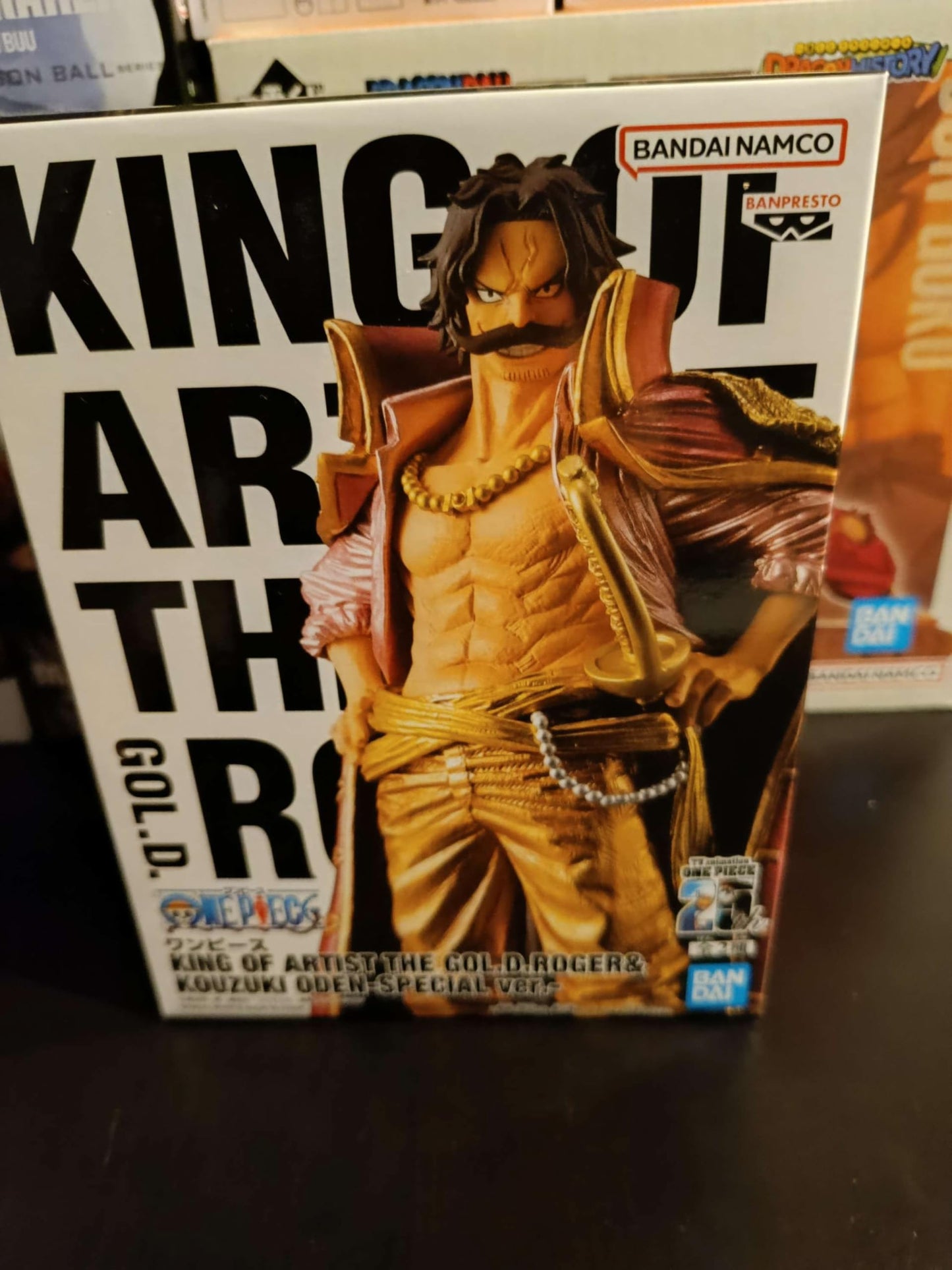 Banpresto Gol D. Roger Special ver. A – King of Artist Figure (9.1in)