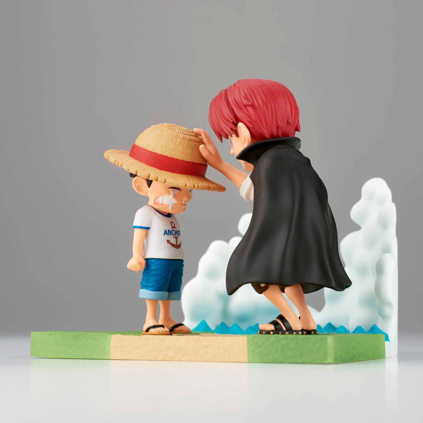 Banpresto World Collectable Figure Log Stories: Monkey D. Luffy & Shanks - 2.8in Tall