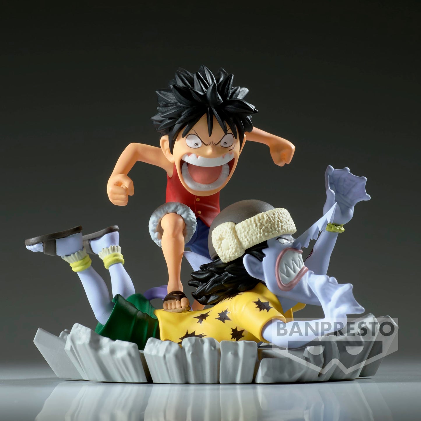 Banpresto One Piece Log Stories: Monkey D. Luffy vs Arlong Figure – World Collectable Display