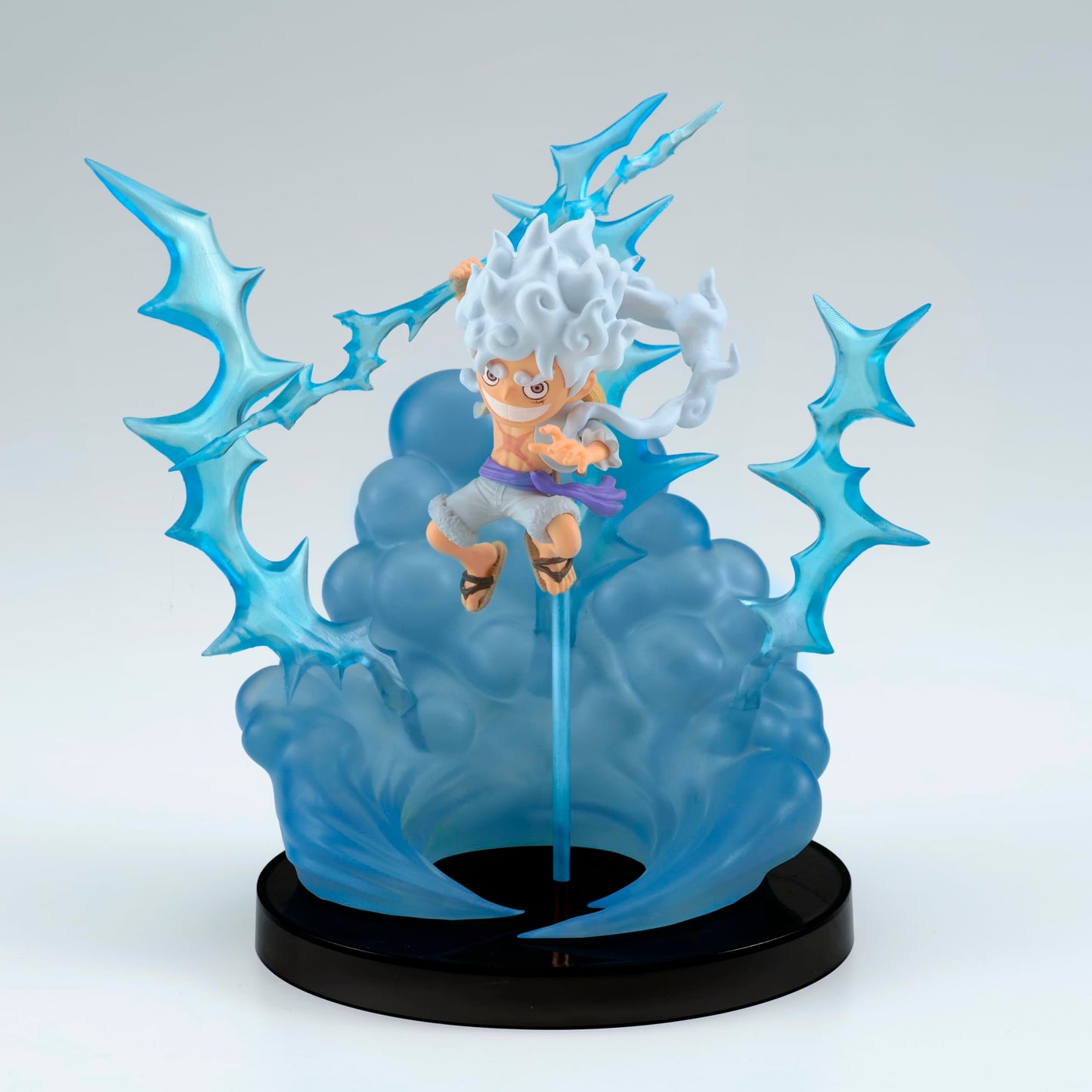 Banpresto Monkey D. Luffy Gear 5 World Collectable Figure - 2.8 in Display
