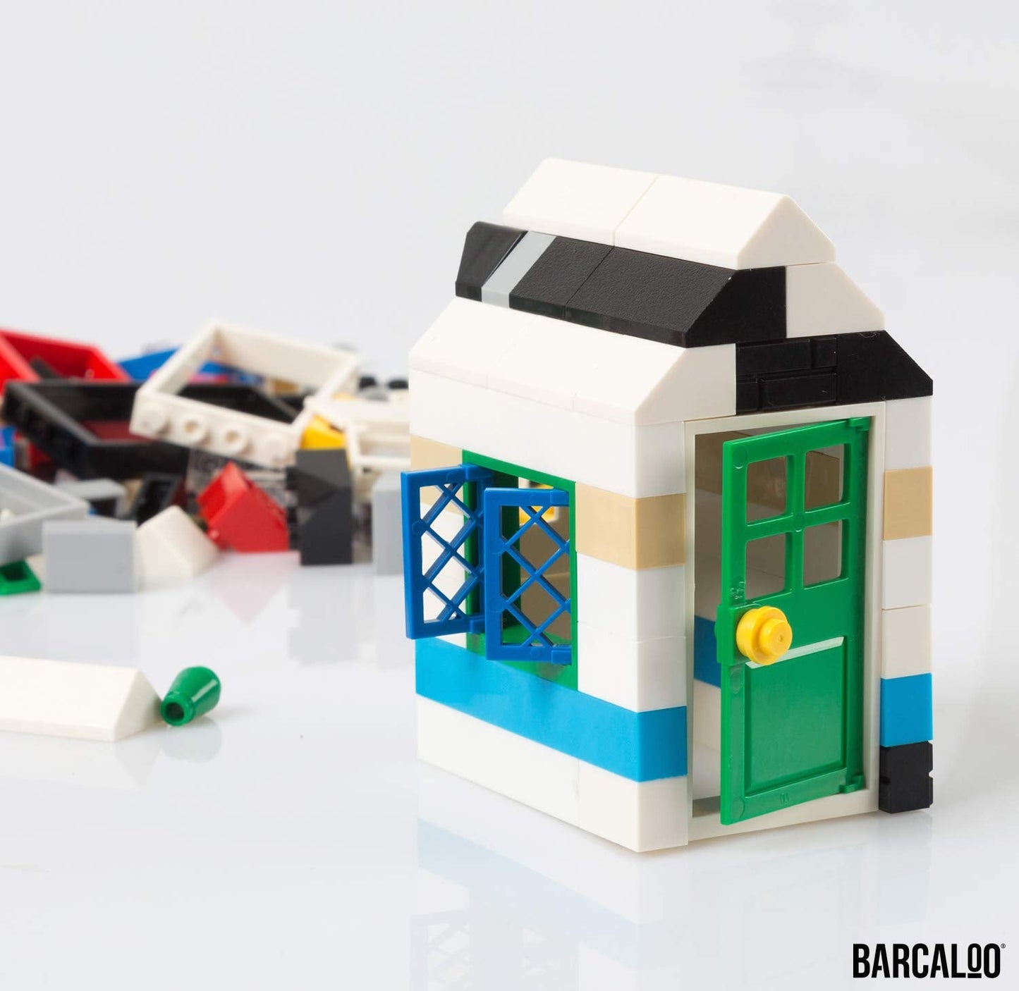 Barcaloo 200-Piece Windows, Doors & Roof Tops Play Set | 7 Classic Colors