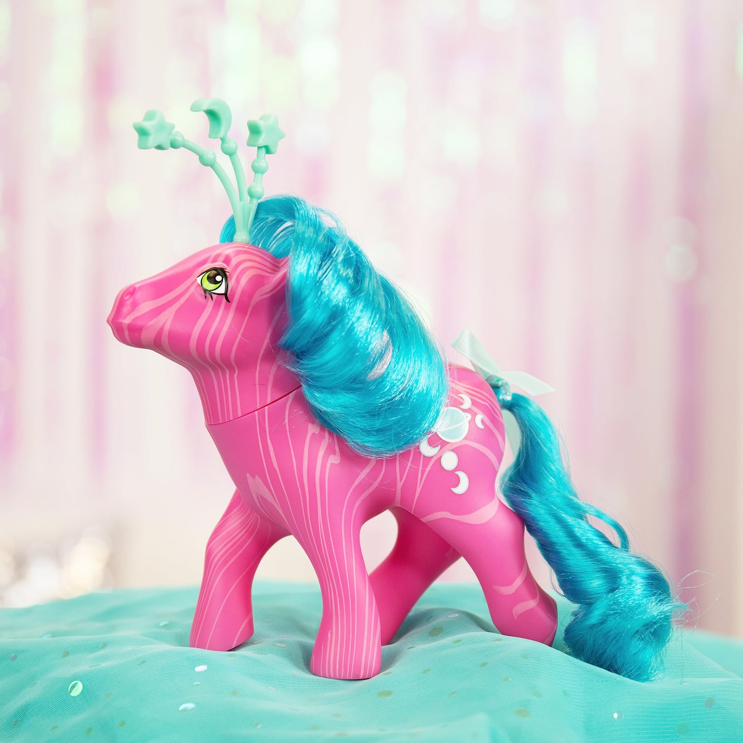 Basic Fun My Little Pony Aurora Celestial Pony – Retro 4-Inch Collectible Figure