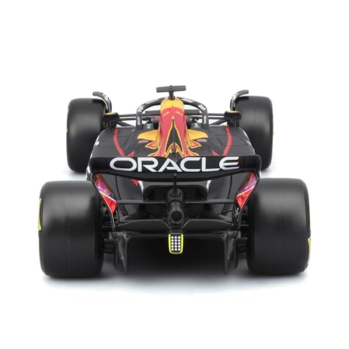Bburago 1:24 2023 Race Oracle RB19 Die-Cast Car with Verstappen Figure