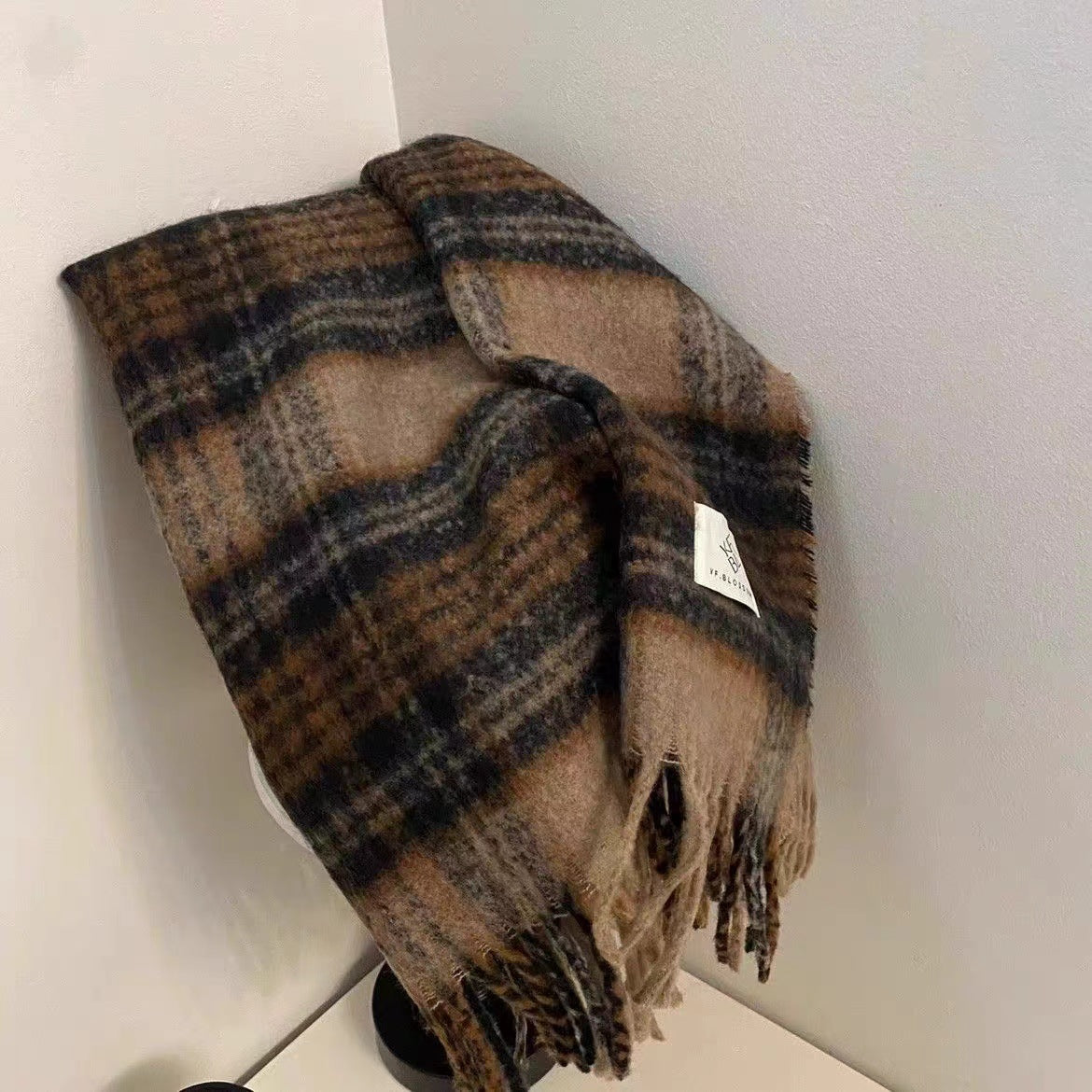 Women's Plaid Winter Scarf - Luxe Oversized Shawl & Wrap