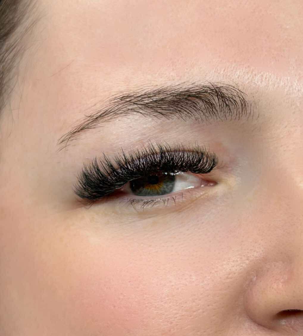 8D Clover Lash Mixed Tray (16 Rows)