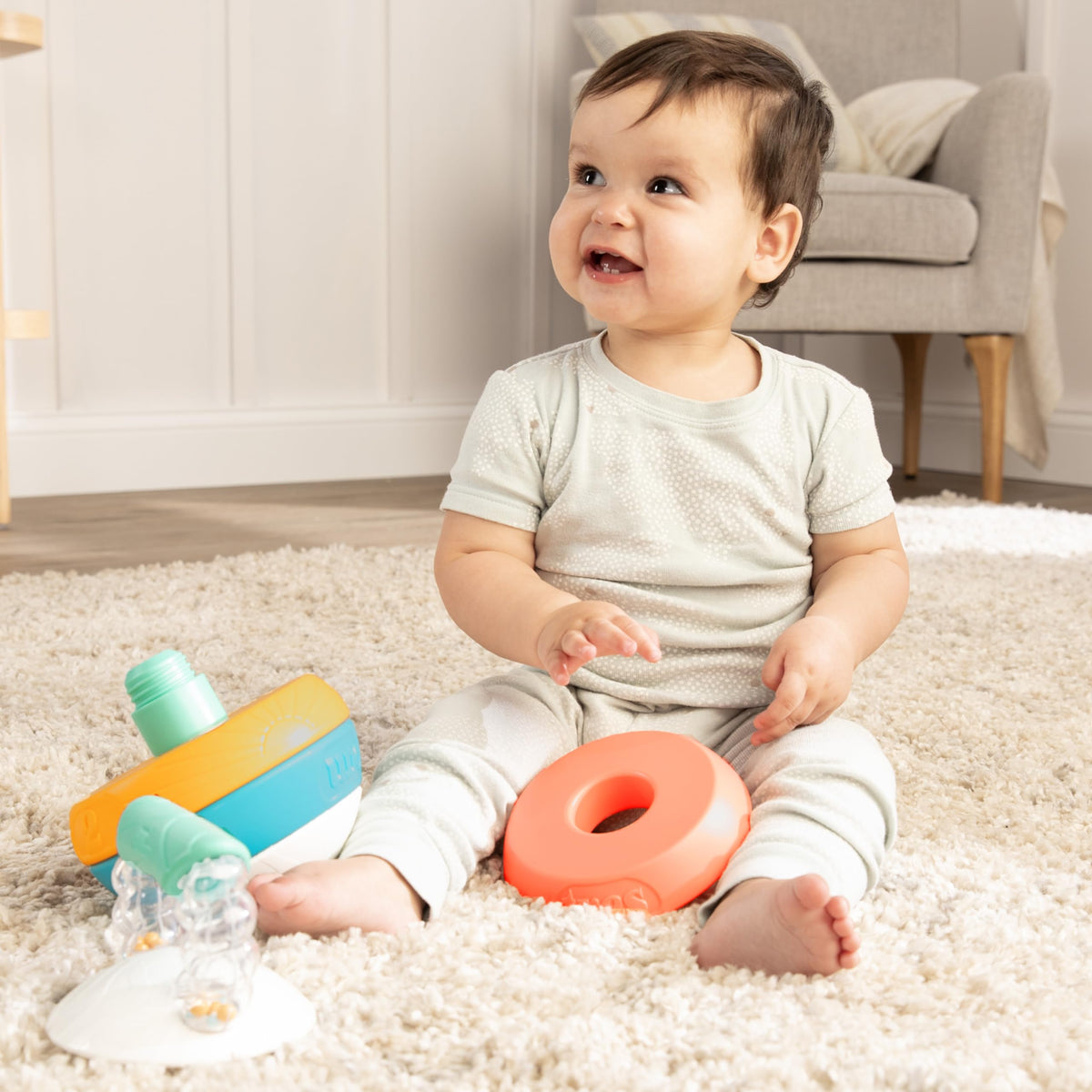 BEBÉ FUERTE Stack and Count Kettlebell Activity Toy by Robin Arzón – Bilingual Stacking Toys for Babies & Toddlers