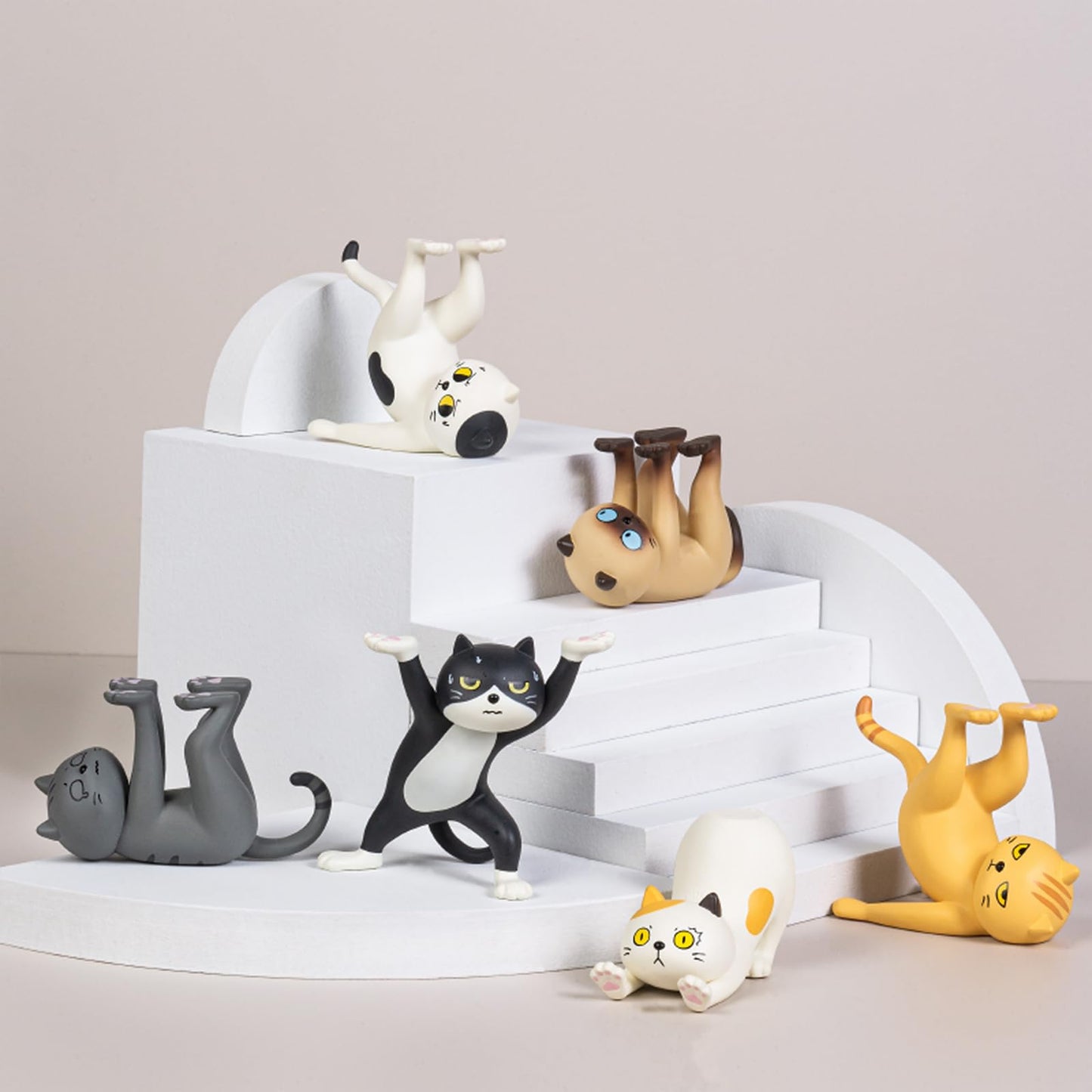 BEEMAI Cat Stands Series 1PC Blind Box – Collectible Cute Figures