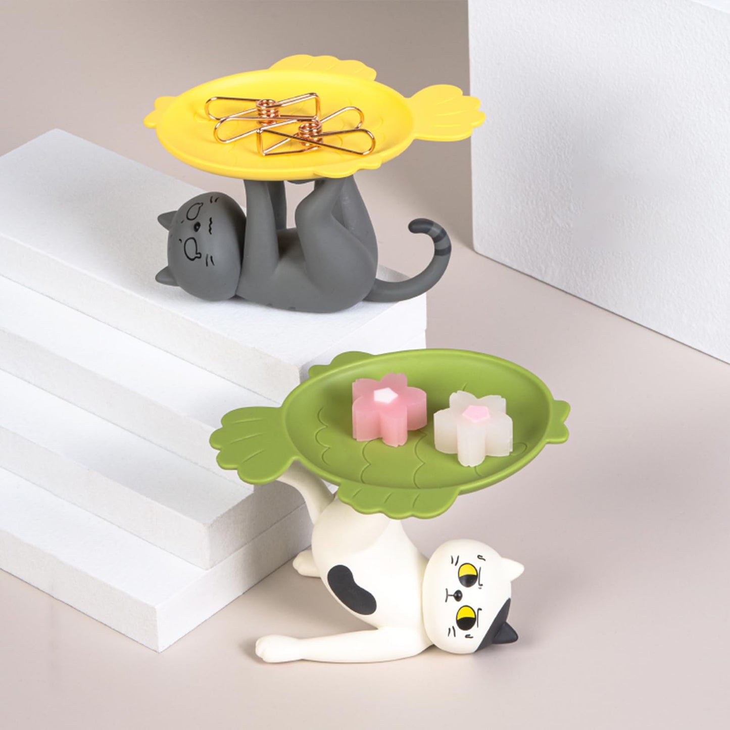BEEMAI Cat Stands Series 1PC Blind Box – Collectible Cute Figures