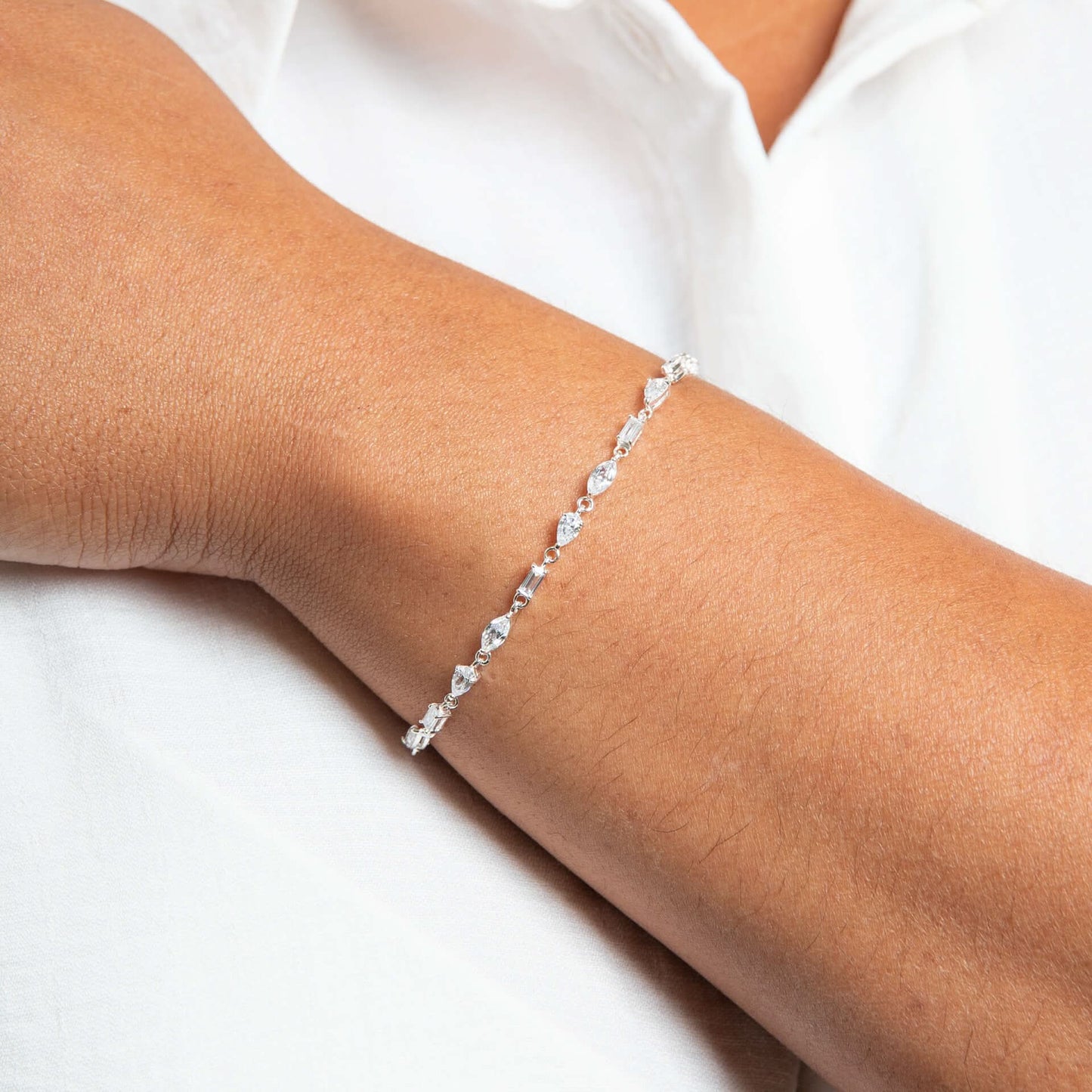 Beginnings Sterling Silver Cubic Zirconia White Bracelet B5535C