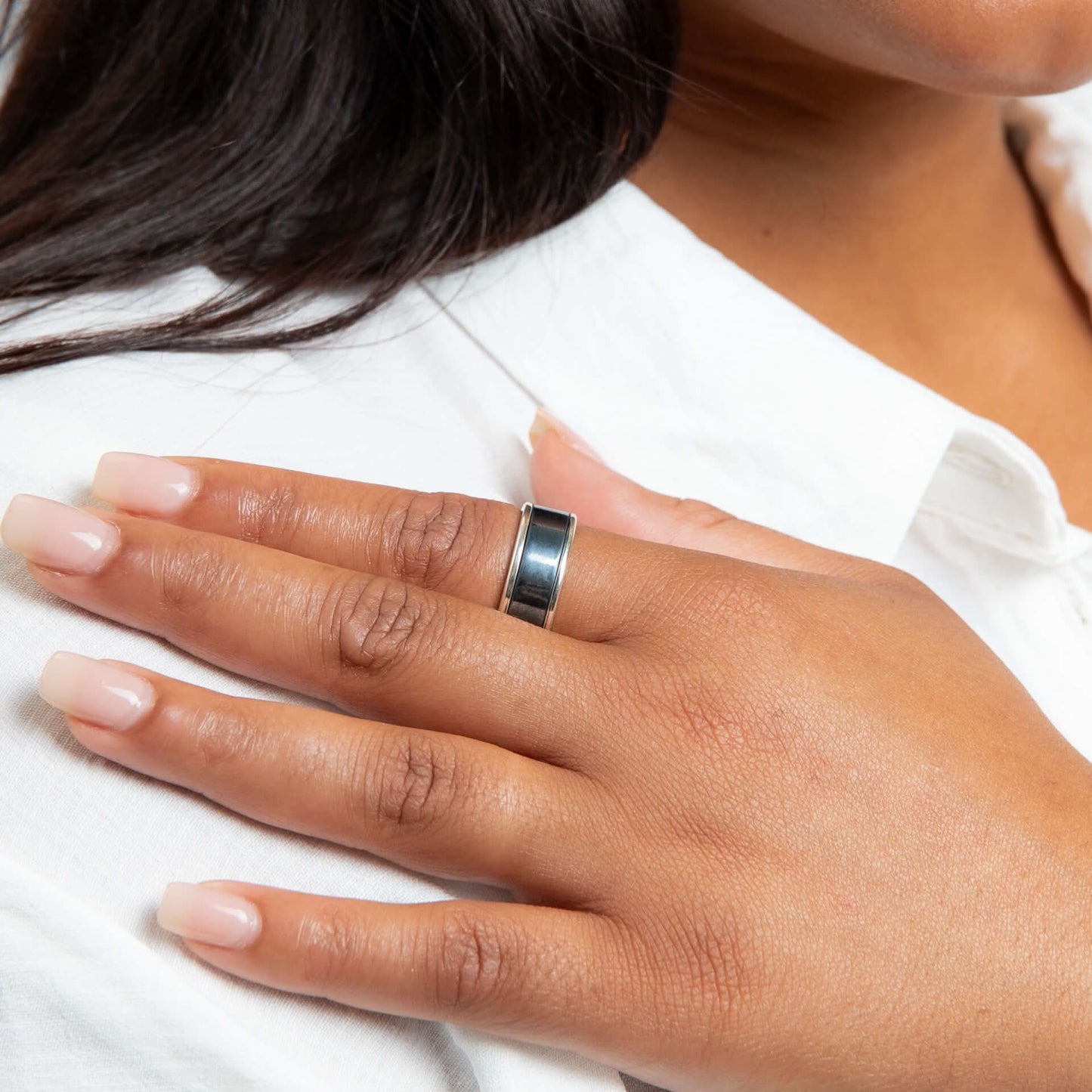 Beginnings Sterling Silver Brushed Design Spinner Ring R3908