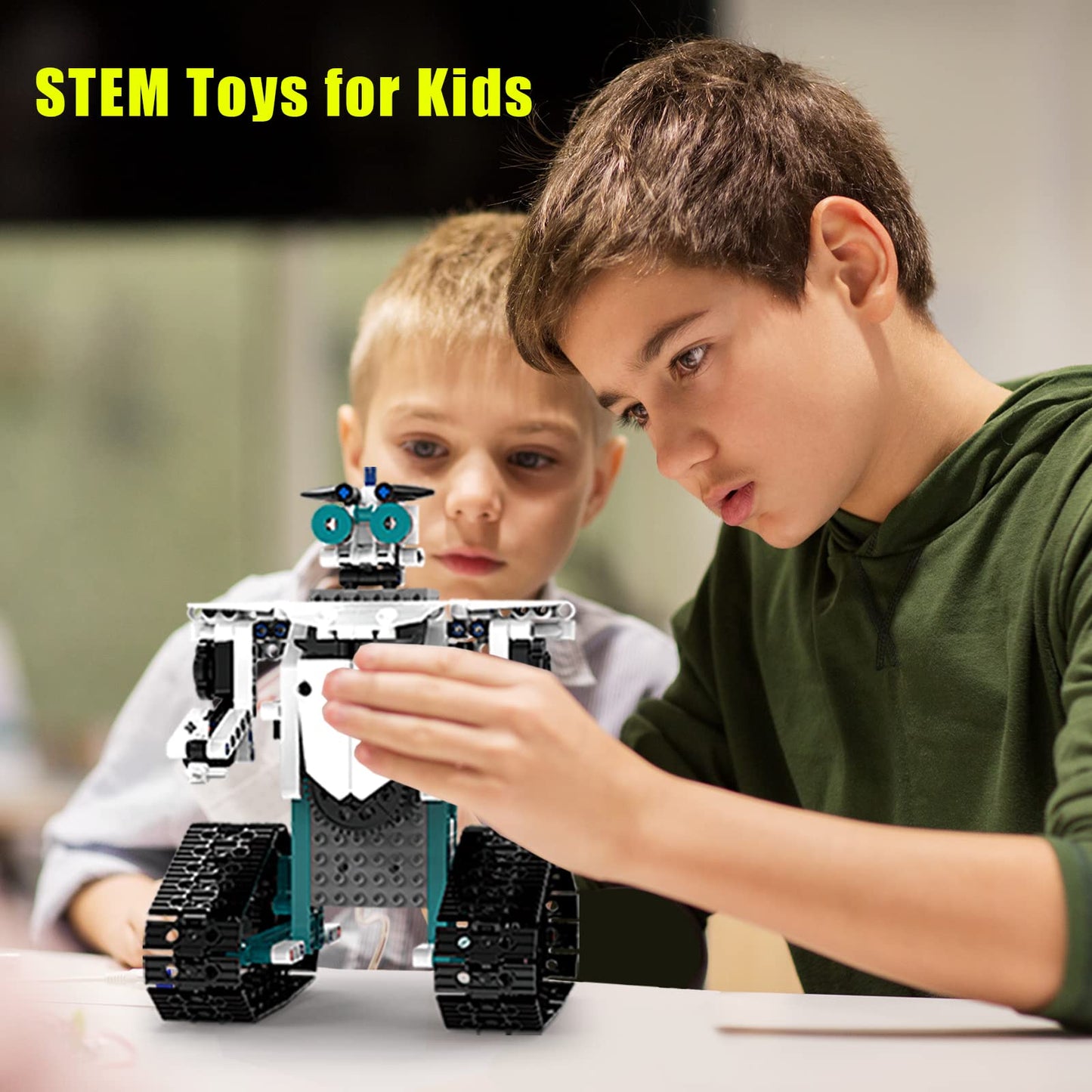 BEHOWL 13-in-1 Technique Building Blocks Set | Remote & App Controlled 550 PCS