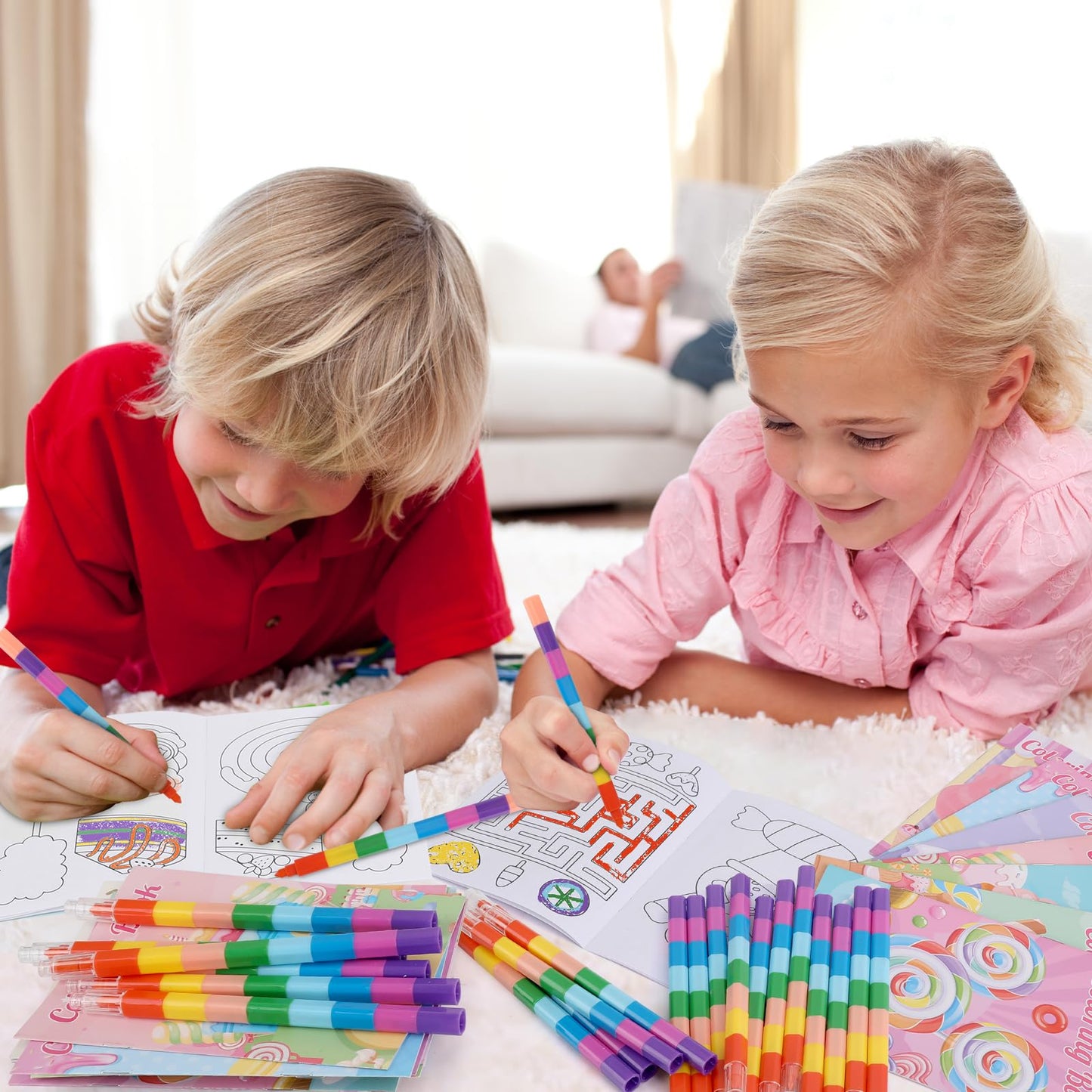 BenLouis 24 Sweet Mini Coloring Books with Stacking Crayons – Candyland Donut Party Favors