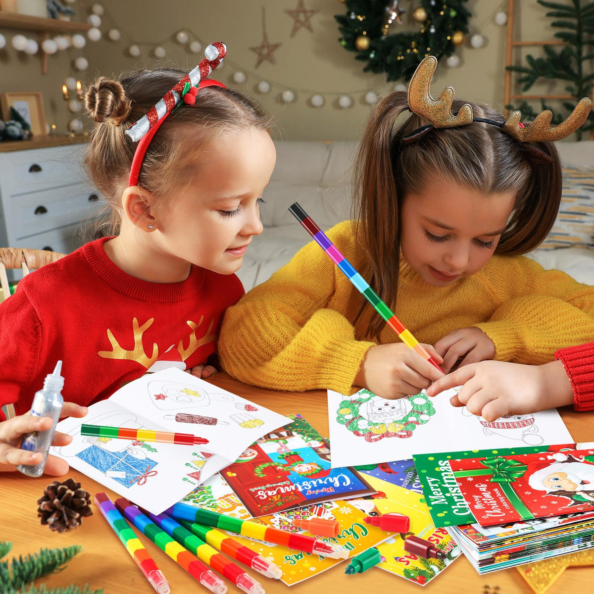 BenLouis 24 Pcs Christmas Mini Coloring Books – Kids Xmas Party Favors, 72 Patterns, 6.7 x 4.7 in