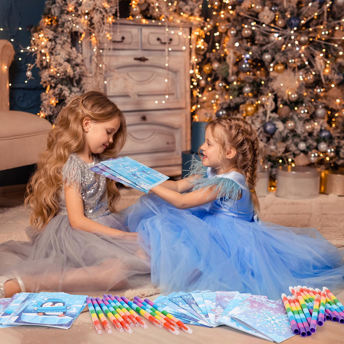 BenLouis 12 Frozen Mini Coloring Books with 12 Stacking Crayons – Winter Snowflake Party Favors
