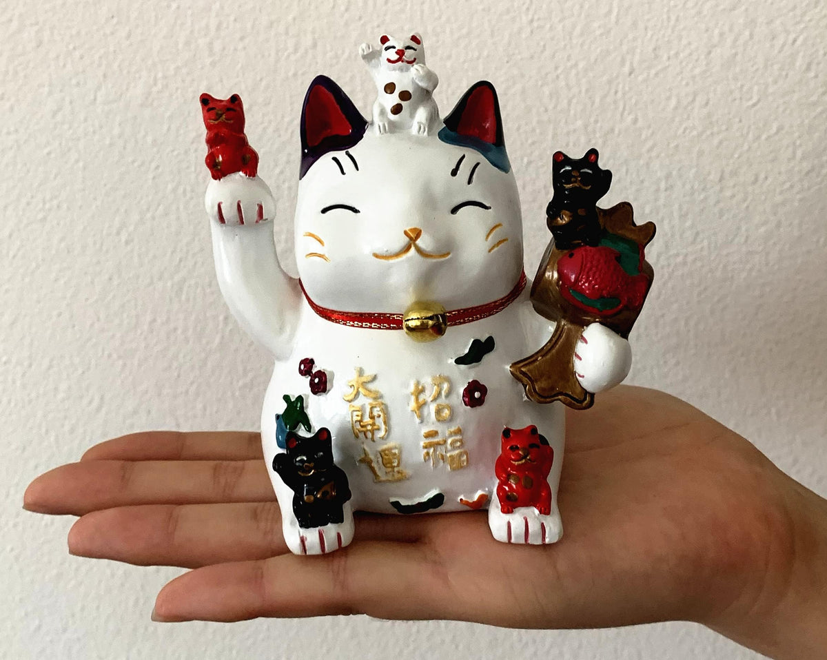 Betterdecor Maneki Neko Cat Figurine with Hidden Coin Bank – Decorative Home & Office Accent