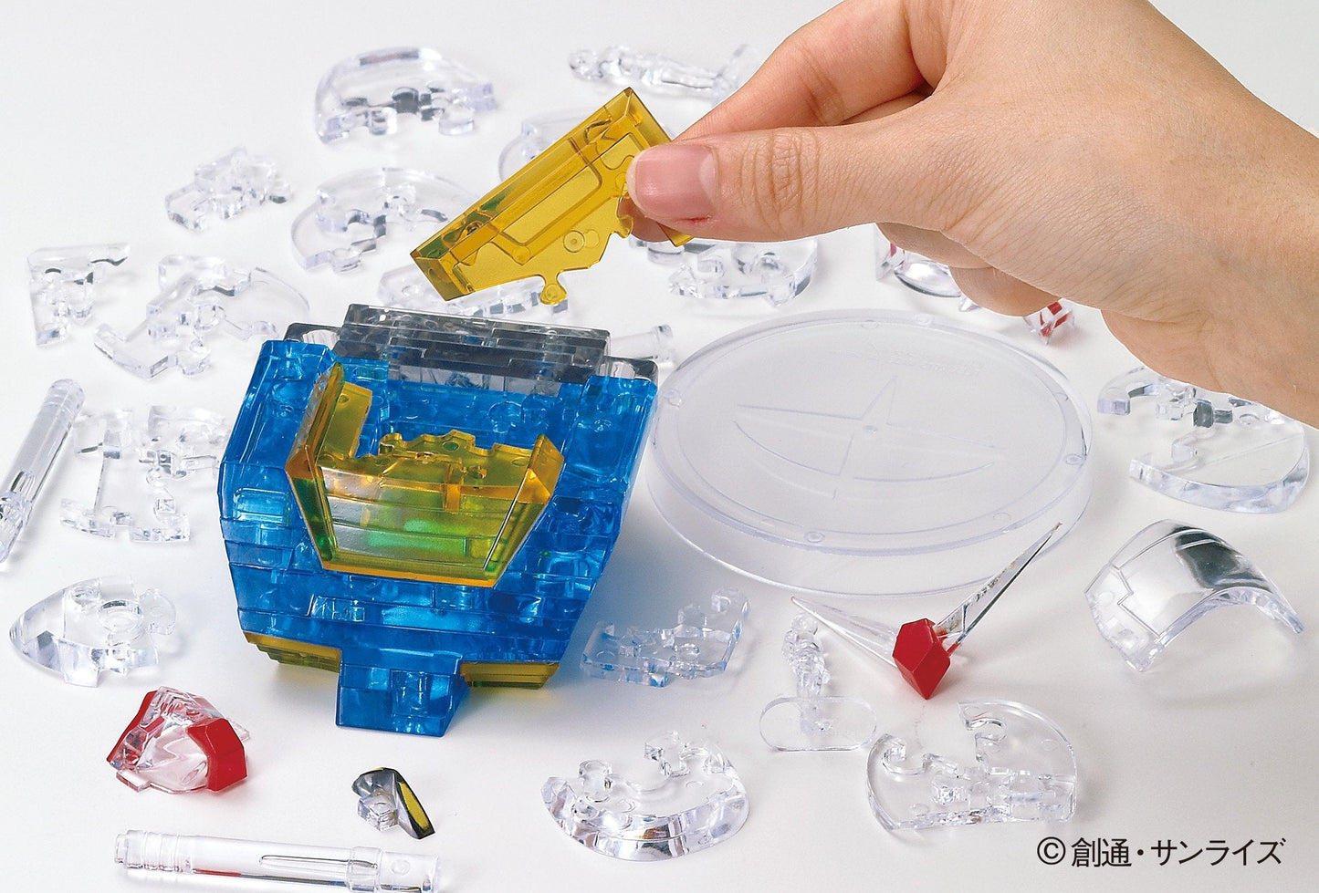 Beverly Crystal Puzzle Gundam 55-Piece — Amuro Ray & Sayla Mass