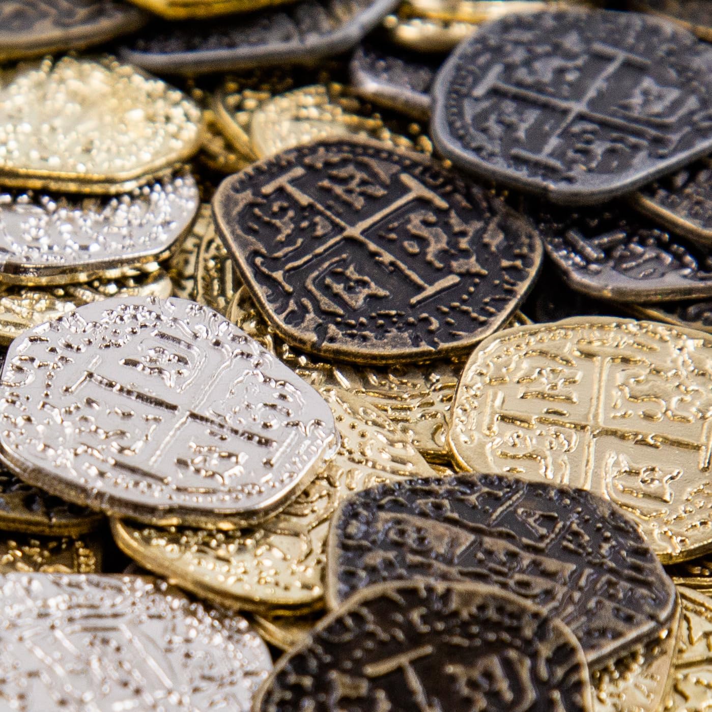 Beverly Oaks 200 Pirate Coins - Gold & Silver Doubloon Replicas