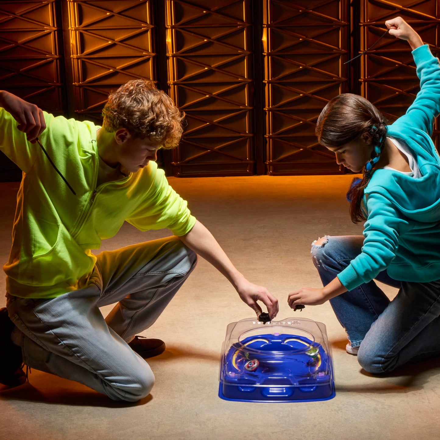 Beyblade BEY BBX Seward – Drop Attack Battle Set with X-Celerator Gear