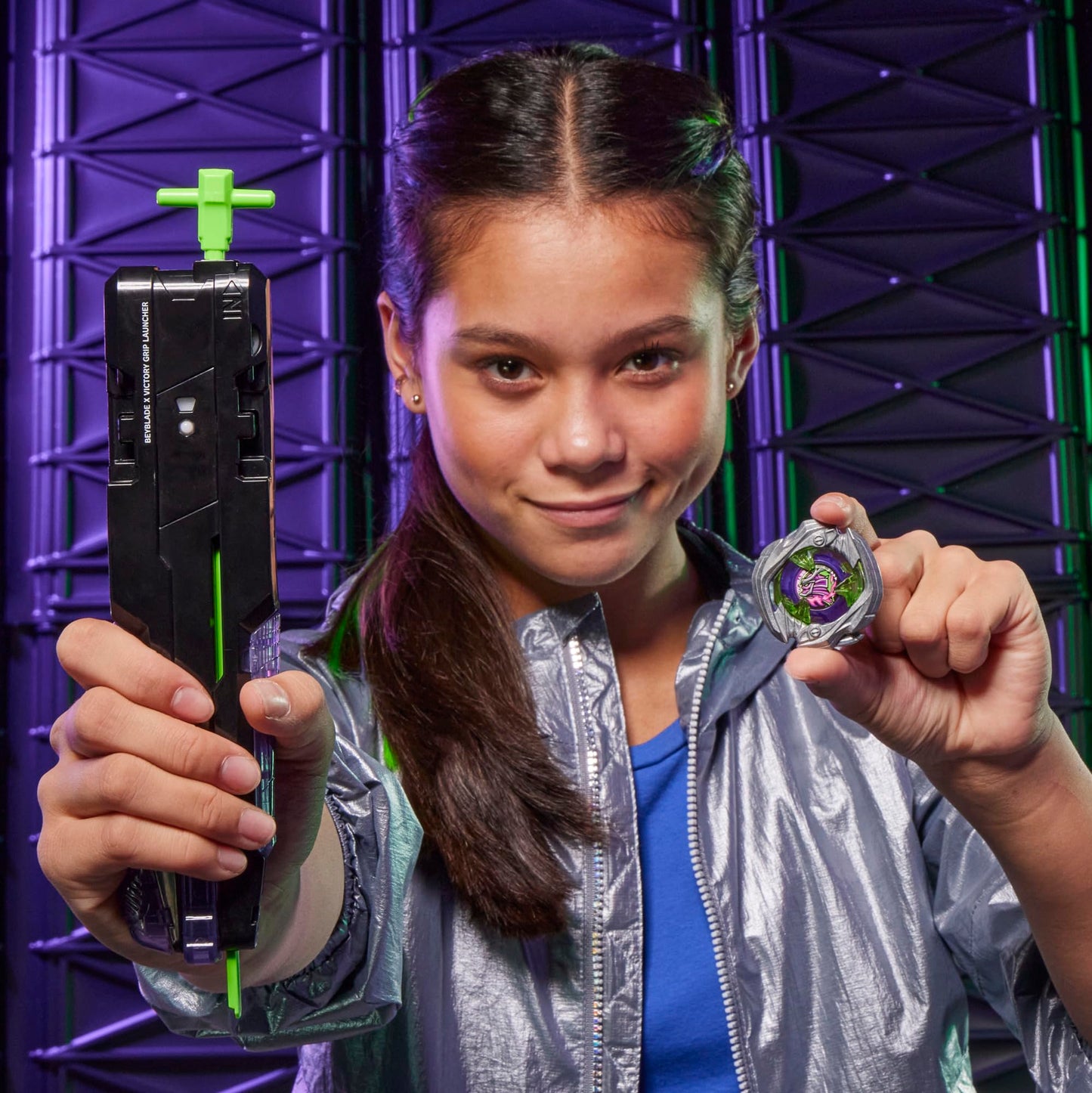 Hasbro Beyblade X Victory Grip Clockwise Starter Kit | Beyblade X Battle Top & Starter