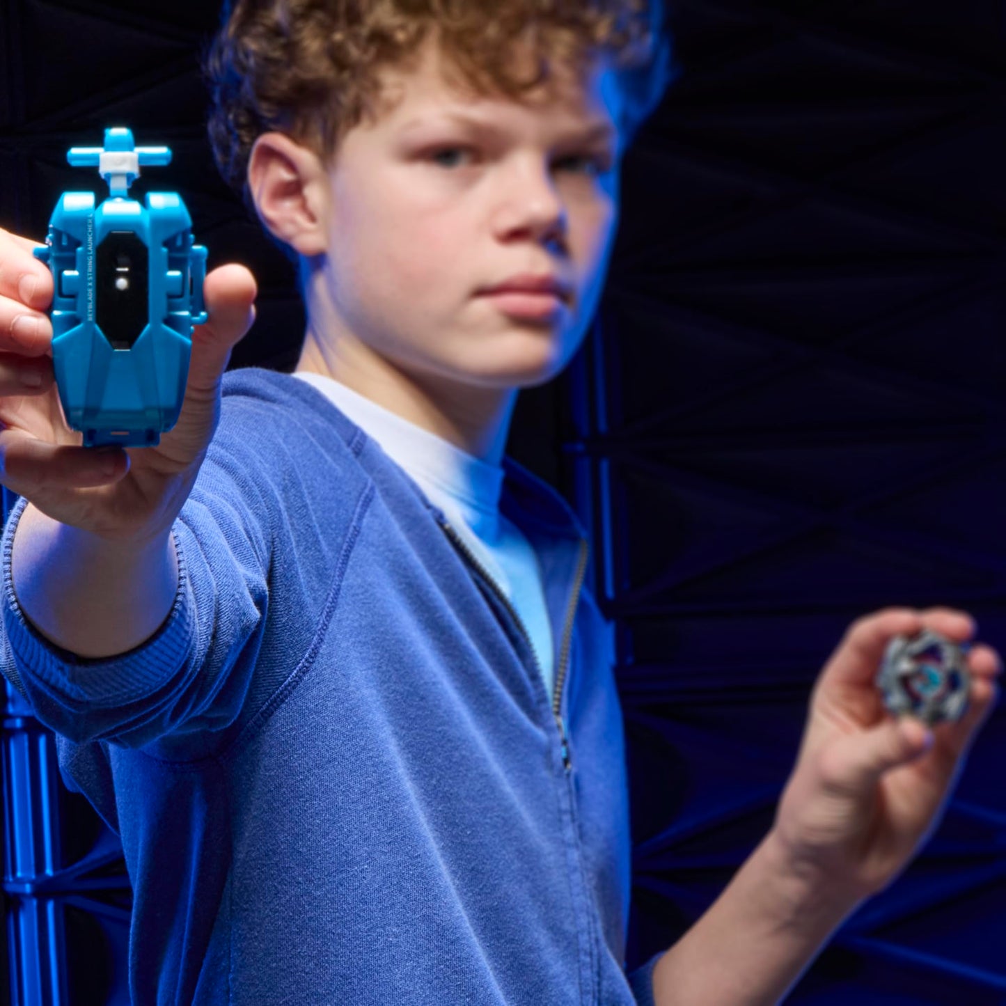 Beyblade X Pack: Cobalt Dragoon 2-60C Deluxe Left Spin Rope Launcher