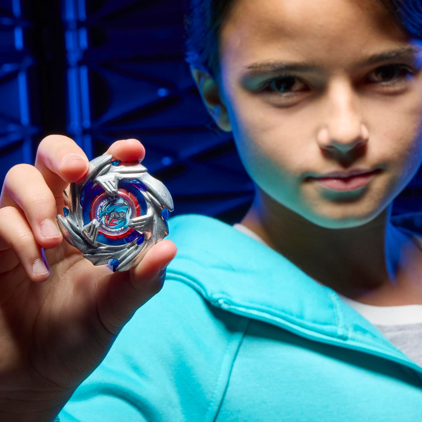 Beyblade X Pack: Cobalt Dragoon 2-60C Deluxe Left Spin Rope Launcher