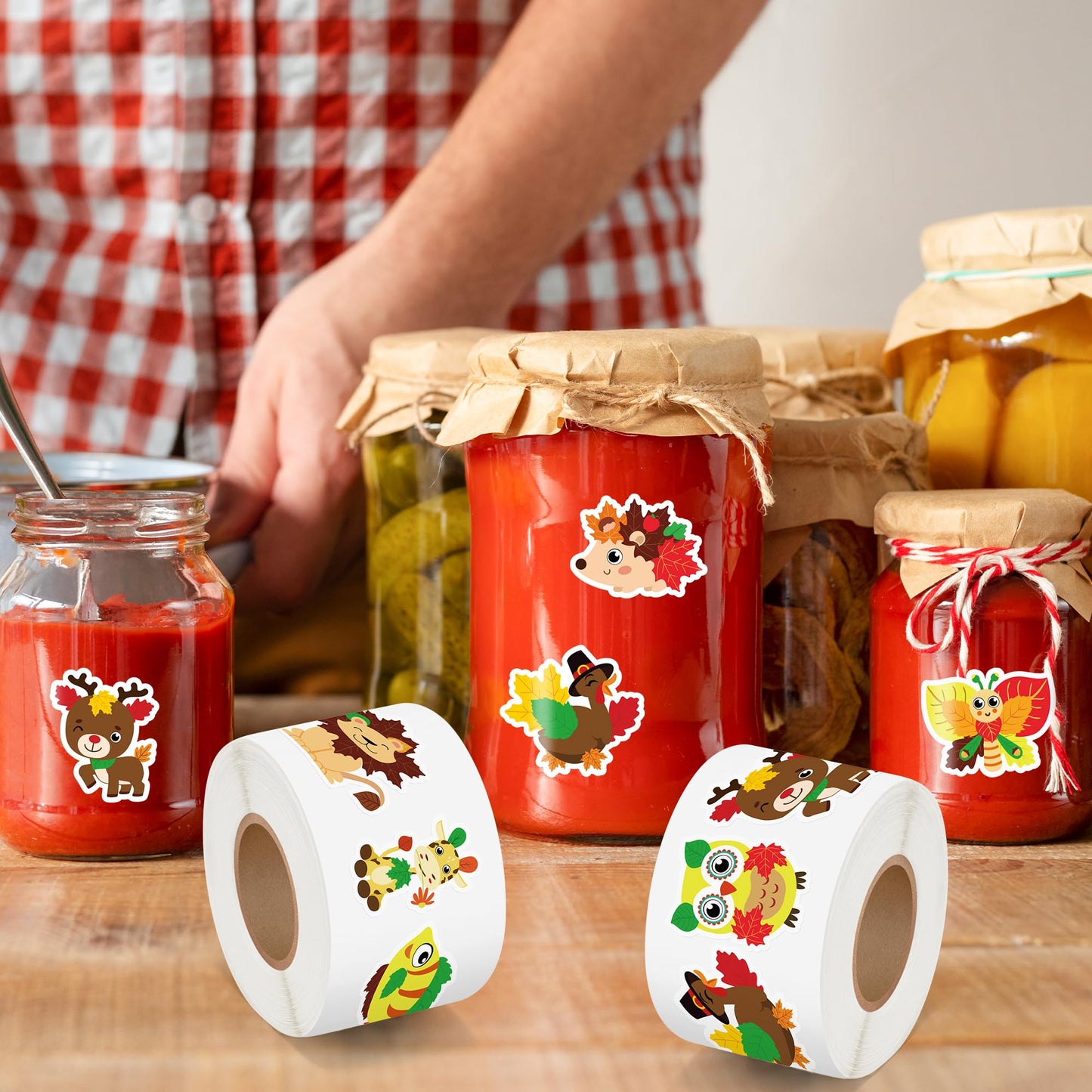 BeYumi Maple Leaves Animals Stickers – 1000 Pcs in 2 Rolls for Autumn & Thanksgiving