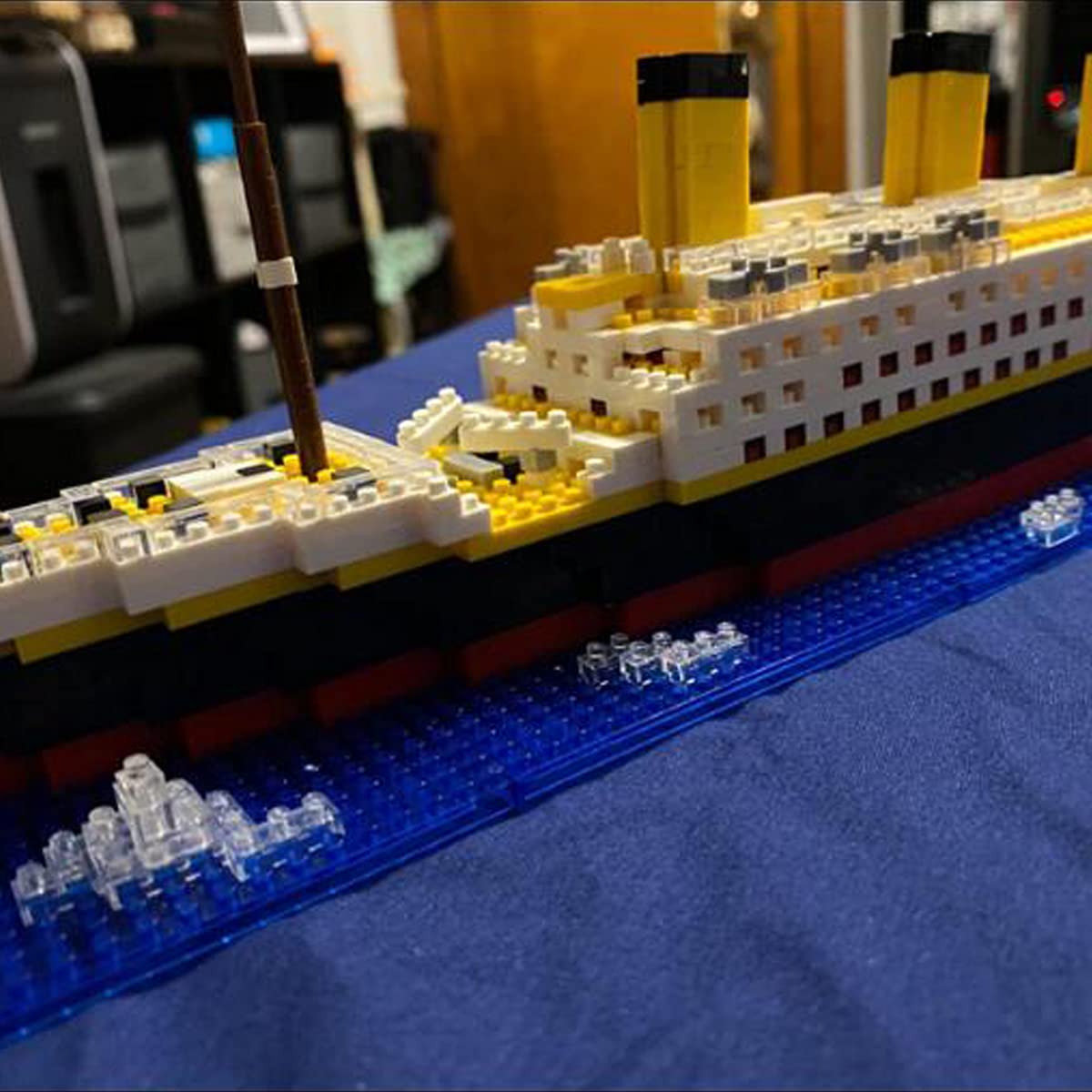 BIDIUTOY Titanic Ship Model Building Block Set – 1860 Micro Blocks | 3D Puzzle Toy