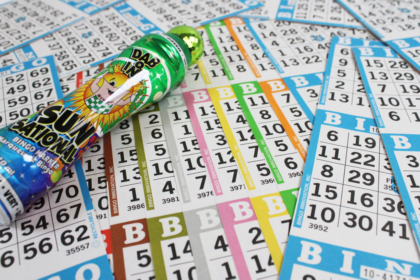 Bingo Innovation Bingo Books – 100 Disposable Game Books, 6 Faces per Sheet, 60 Games per Book