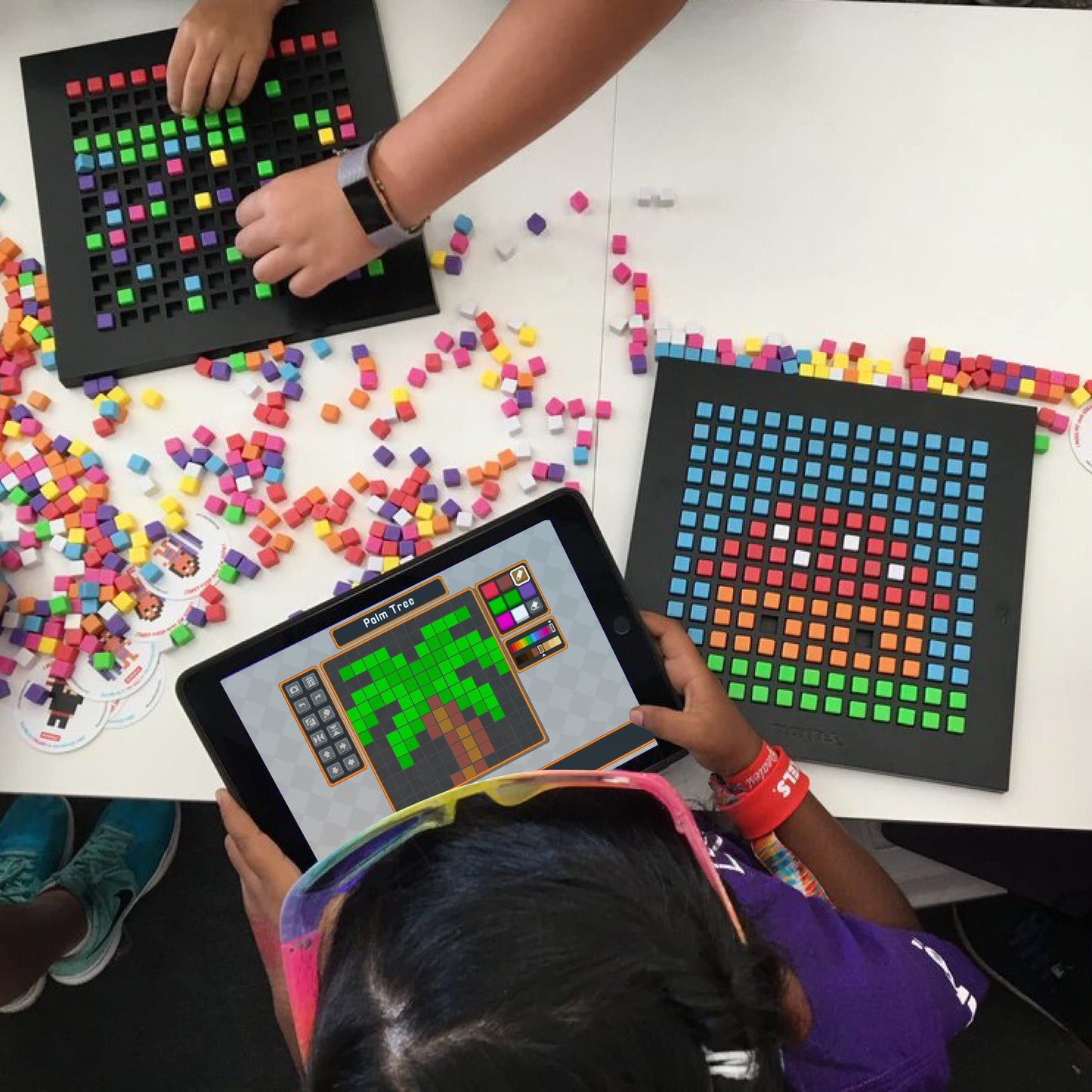 Bloxels Build Your Own Video Games: Official Kit with Account | STEM Toy for Ages 8+