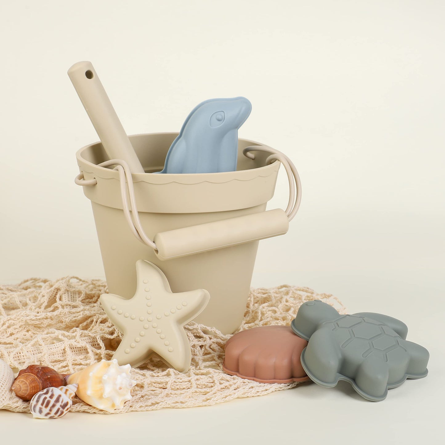 BLUE GINKGO Silicone Beach Toys - Modern Travel-Friendly Beach Set (Beige)