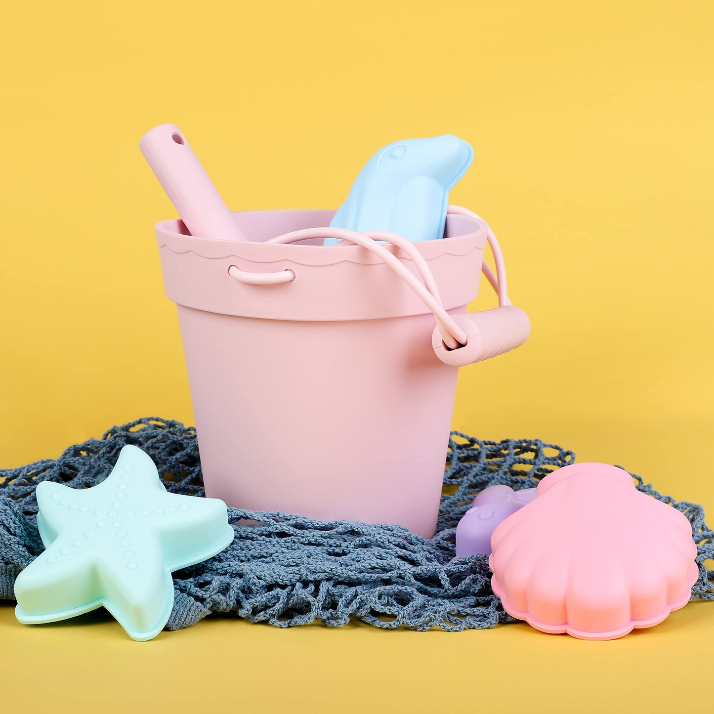 BLUE GINKGO Silicone Beach Toys - Travel-Ready Pink Set with Bucket, Shovel, 4 Molds & Tote