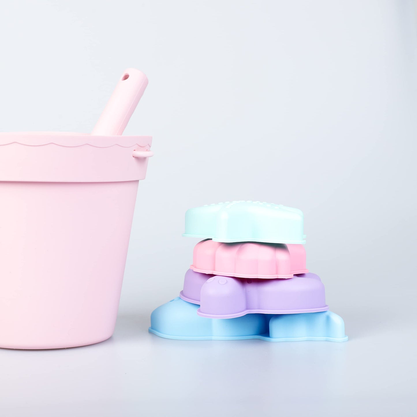 BLUE GINKGO Silicone Beach Toys - Travel-Ready Pink Set with Bucket, Shovel, 4 Molds & Tote