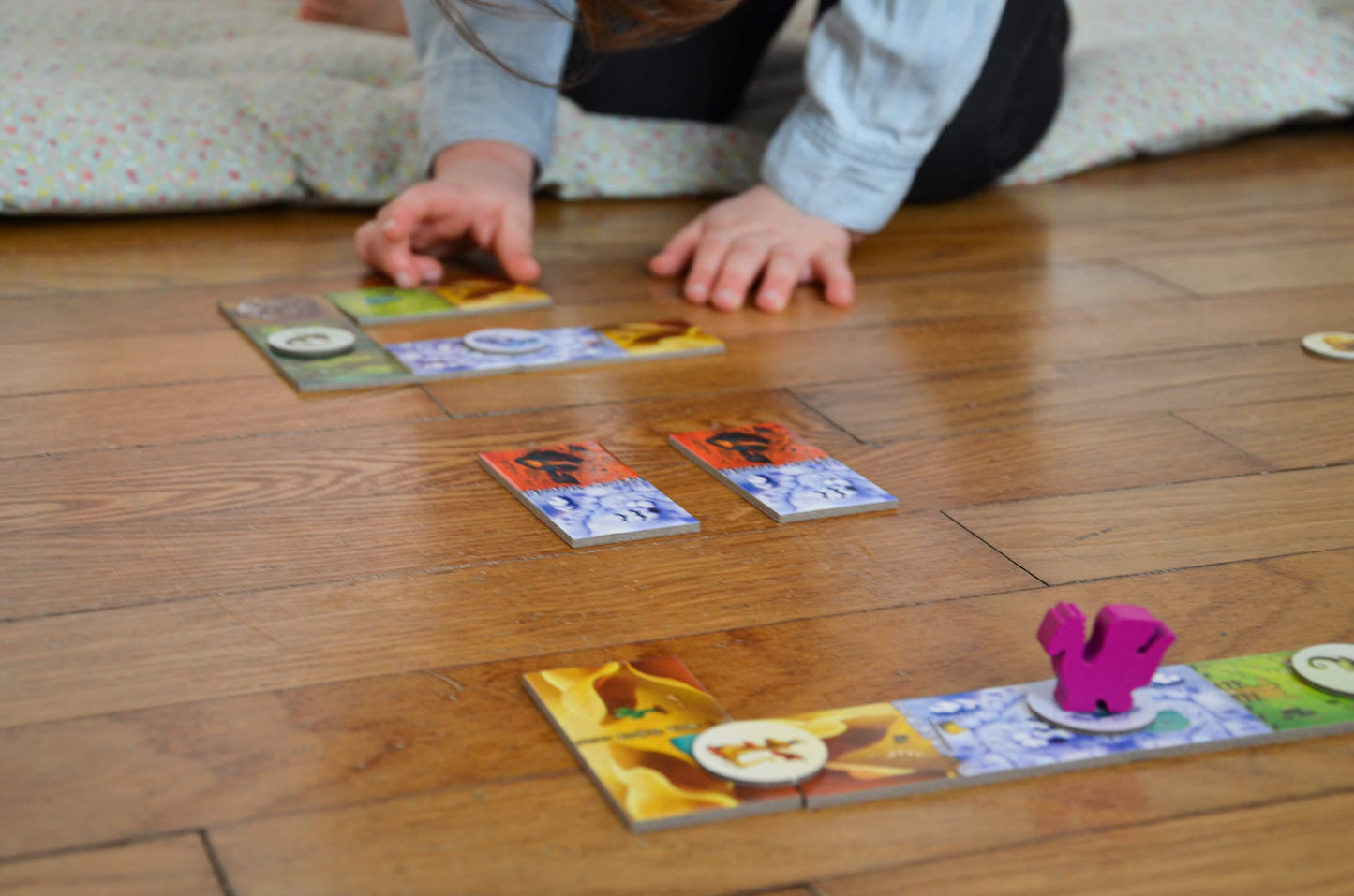 Blue Orange Dragomino: My First Kingdomino – Family Dragon Tile Game (2-4 Players, Ages 5+)