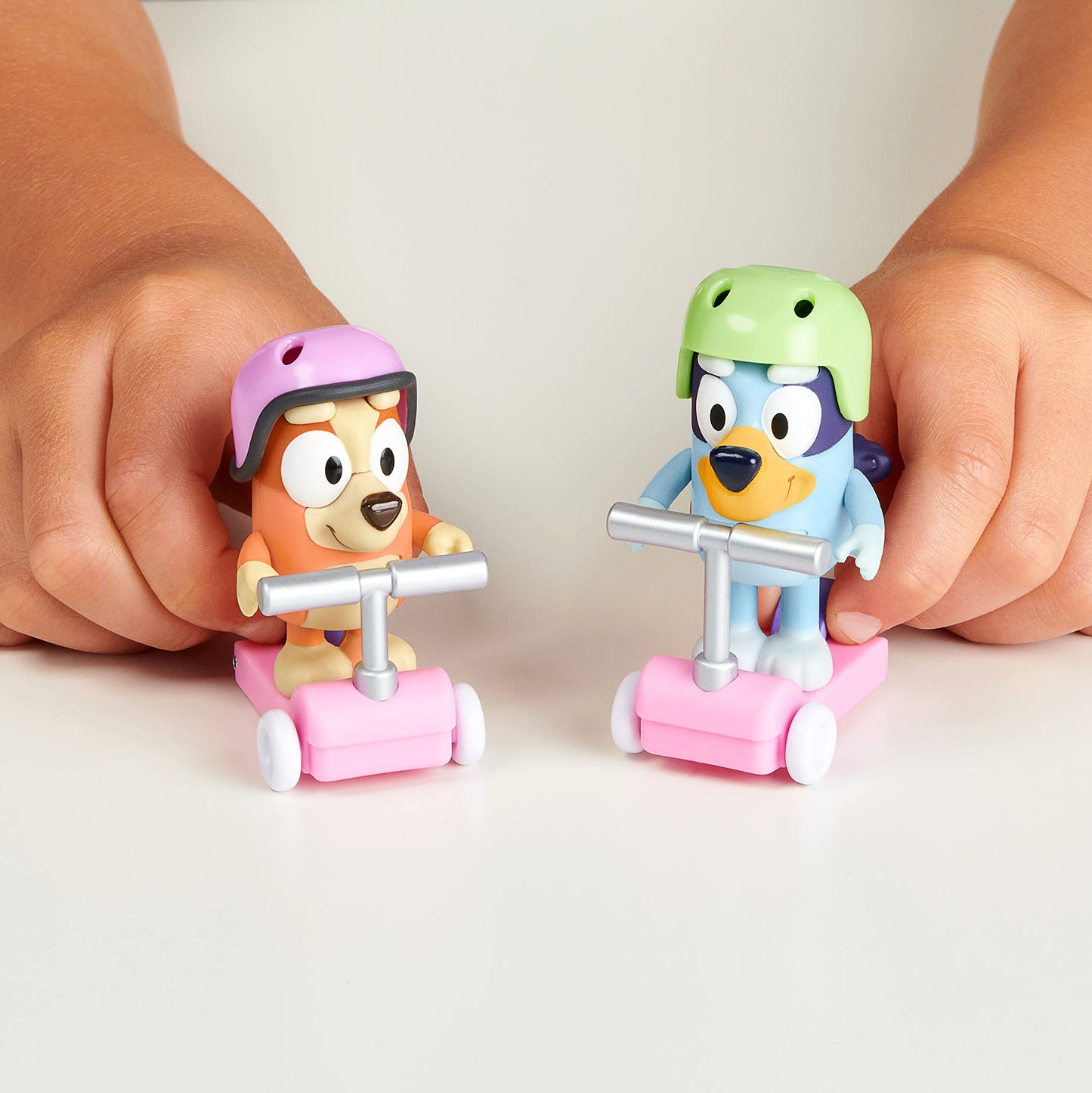 Bluey Vehicle 2-Pack: Bingo & Bluey Scooter Fun – 2.5–3 in Articulated Figures