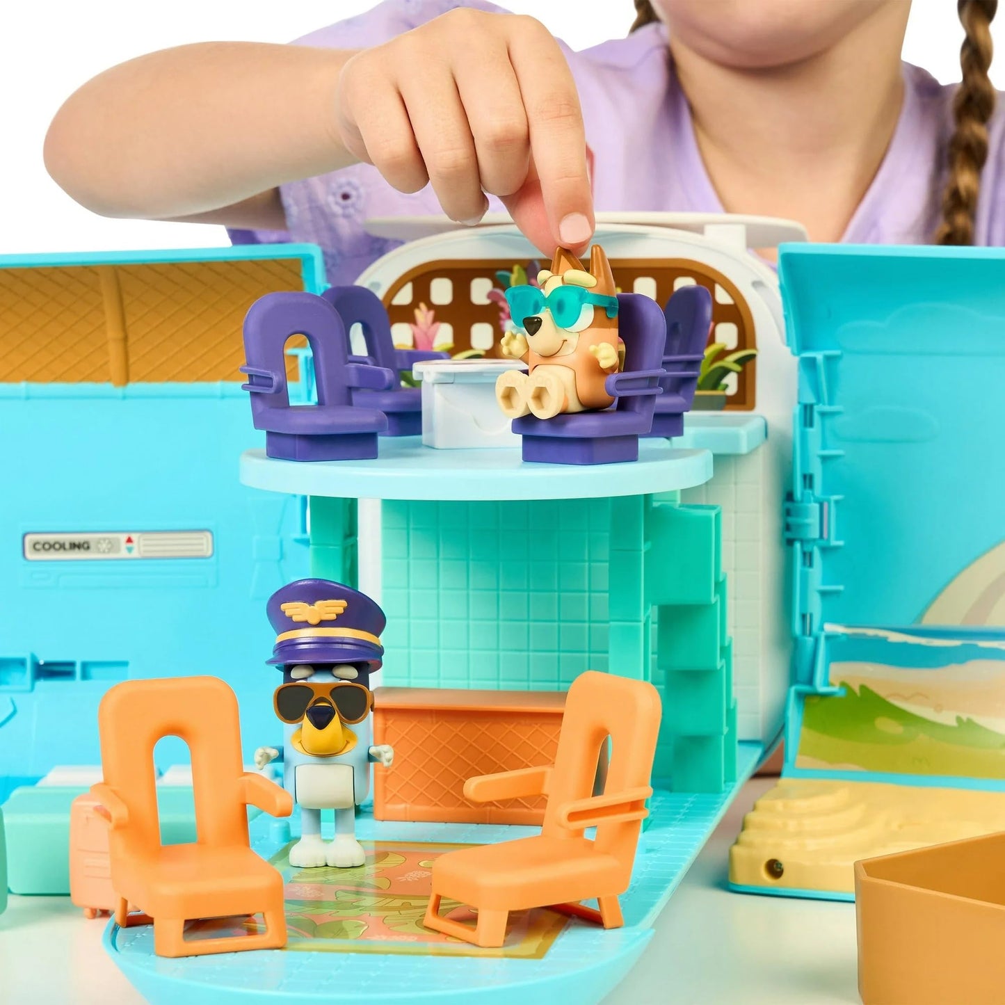 Bluey 3-in-1 Transforming Plane Mega Set | 12 Figures & 30 Play Pieces