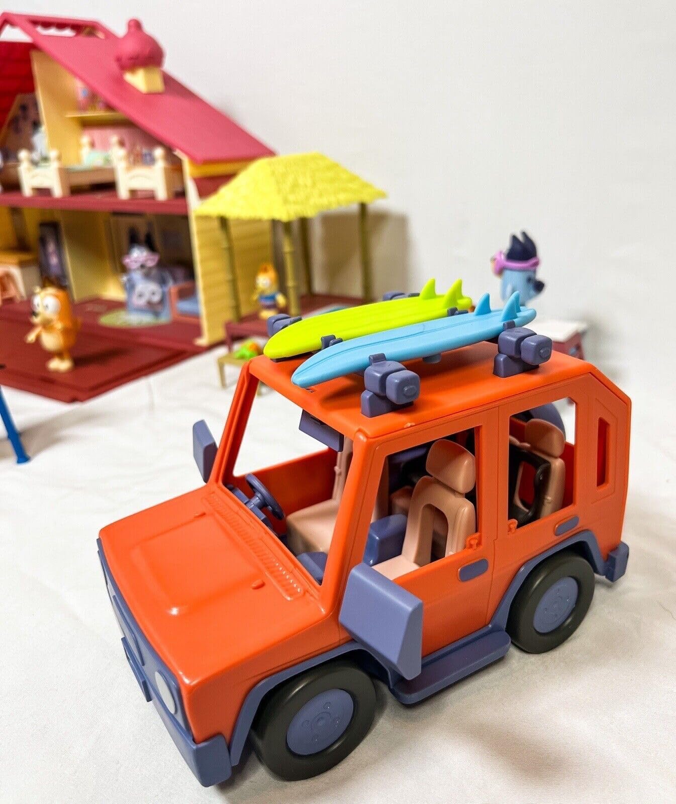 Bluey Ultimate Mega Set 2023 — 40 Pieces, 4 Sets, 14 Figures