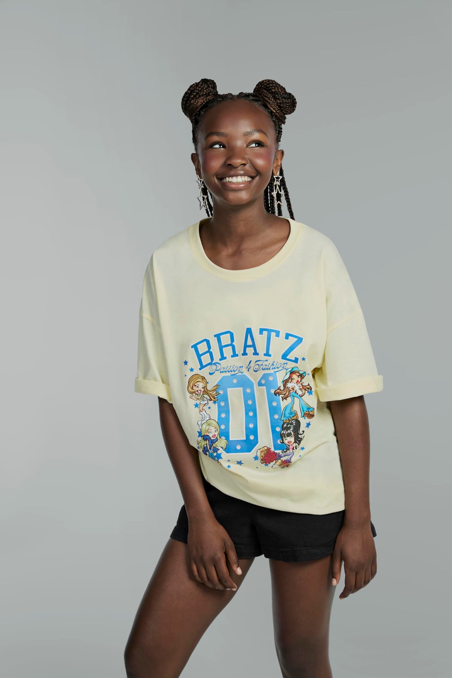 Bratz Stylin' Sasha Fashion Doll — Customizable Tee & Accessories
