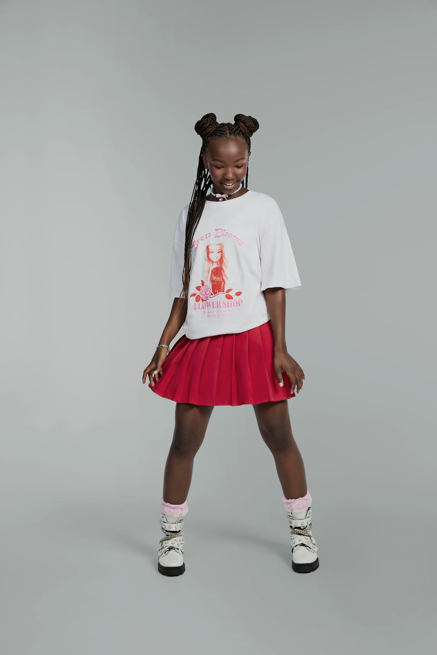 Bratz Stylin’ Yasmin Fashion Doll with Customizable Tee & Accessories