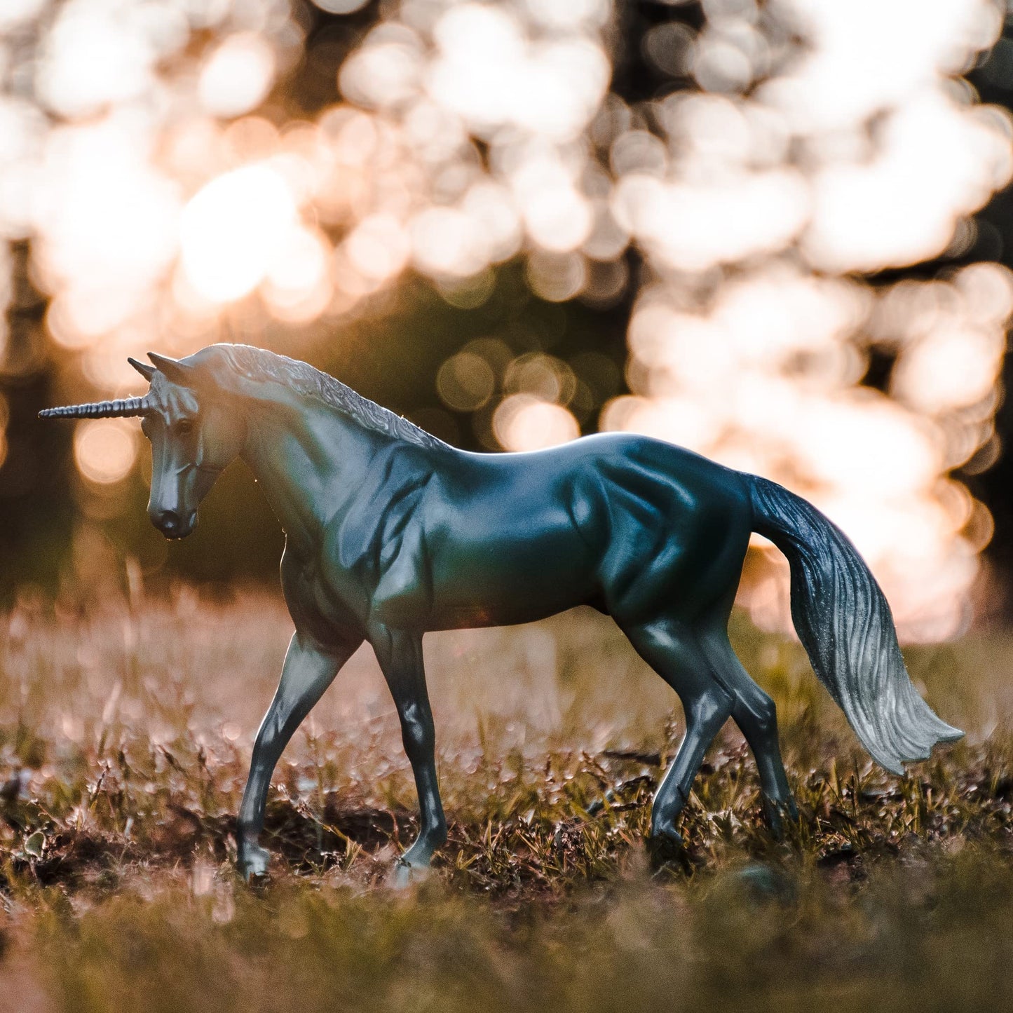 Breyer Le Mer Unicorn of the Sea 62060 – 1:12 Freedom Series Model Horse (Blue)