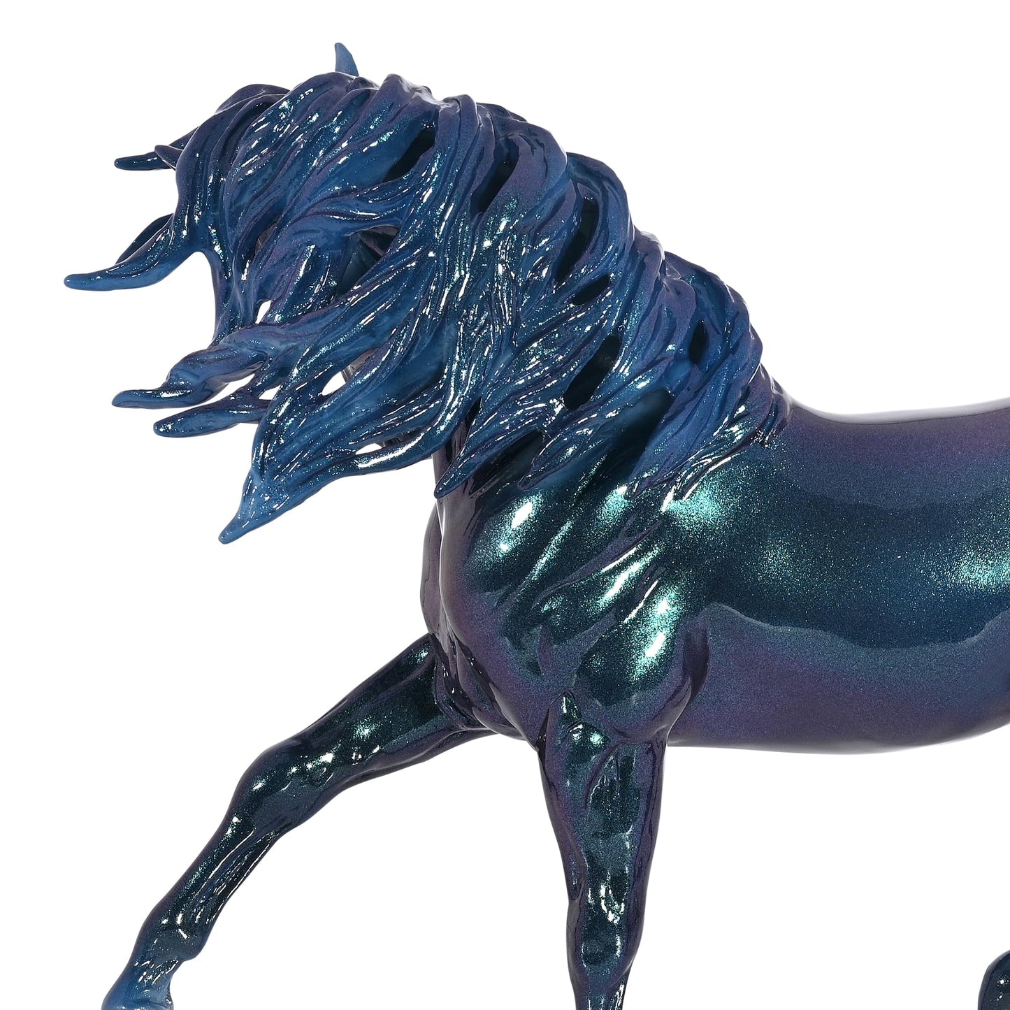 Breyer Neptune Unicorn Stallion – Traditional Series 1:9, 13in