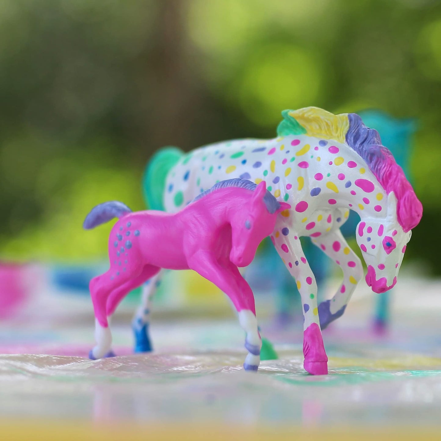 Breyer Stablemates Fantasy Horse Paint Set – 5 Piece, 1:32 Scale, Model #4235, Yellow