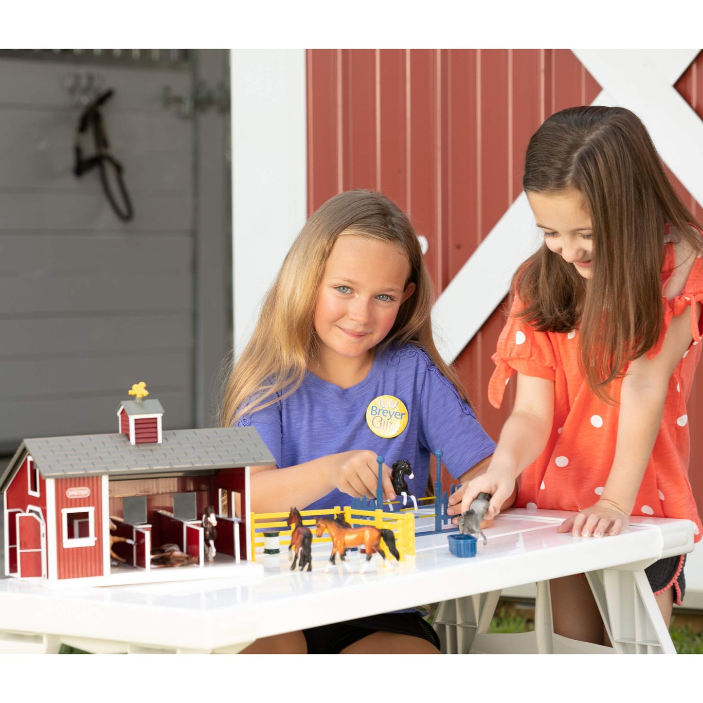 Breyer Stablemates Red Stable Set: 2 Hand-Painted Horses & 3-Stall Barn