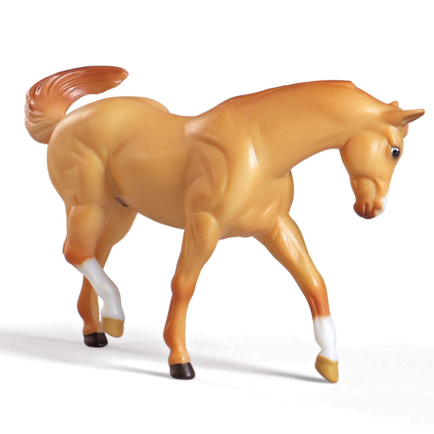 Breyer Stablemates Red Stable Set: 2 Hand-Painted Horses & 3-Stall Barn