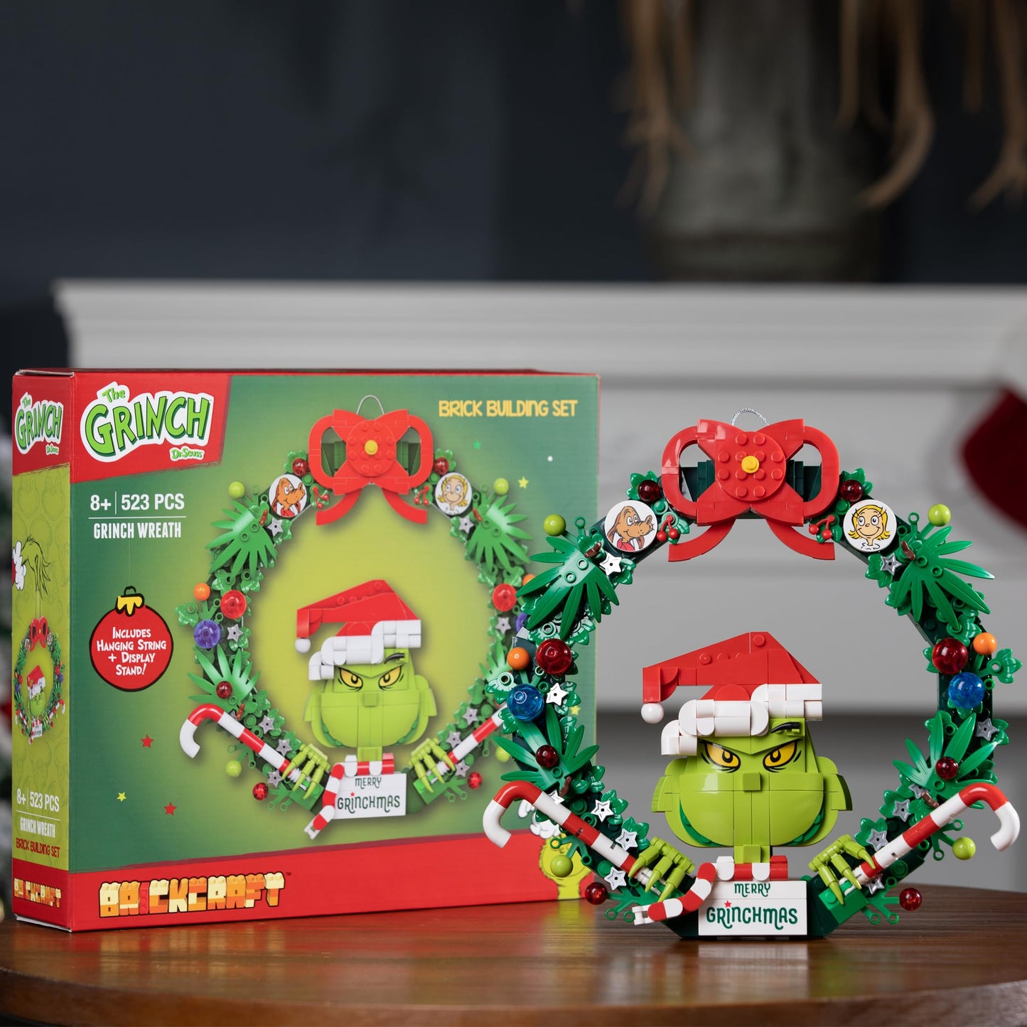Brickcraft Grinch Wreath Brick Building Kit – 523-Piece Festive DIY Christmas Decor