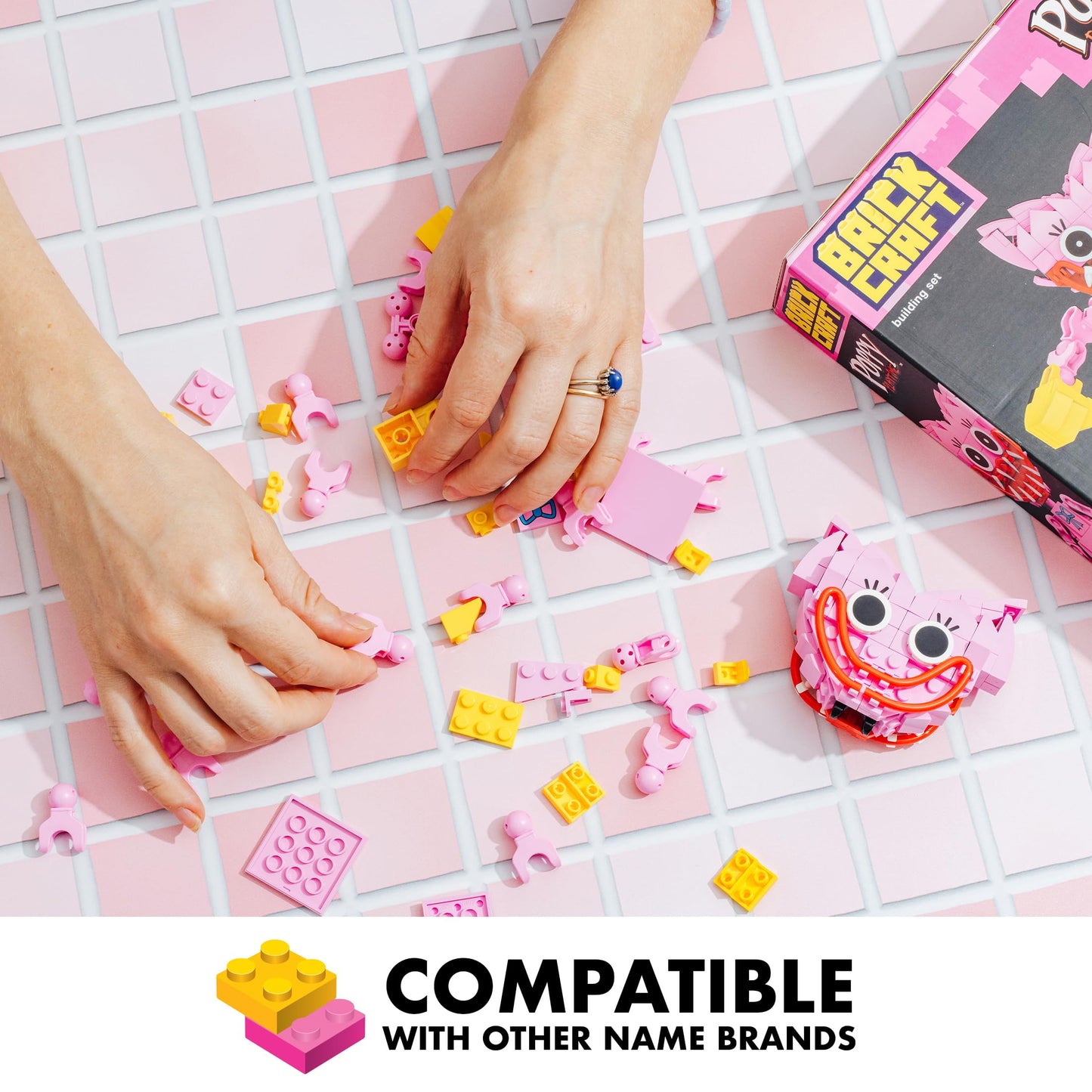 Brickcraft Poppy Playtime Kissy Missy Building Set – 240-Piece Poseable Figure (SDCC 2025 Limited Edition)