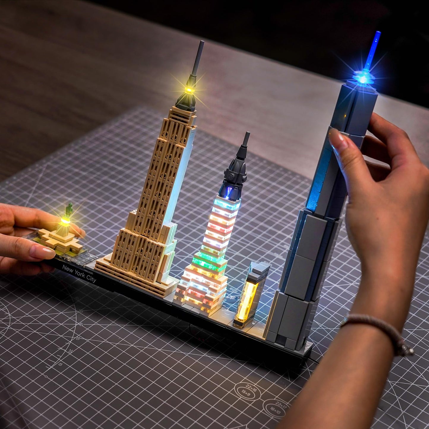 Brickshining LED Lighting Kit for LEGO Architecture NYC Skyline 21028 | Lights Only