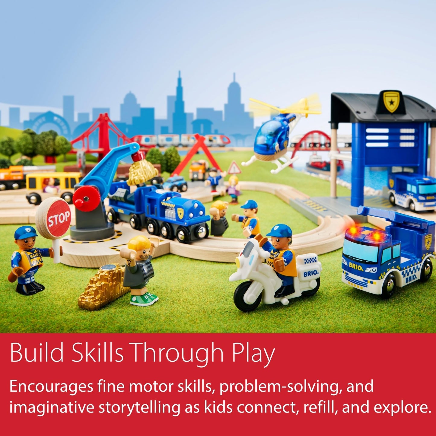 BRIO World Signal Station Set – Interactive 2-Piece Wooden Train Track (FSC Certified)