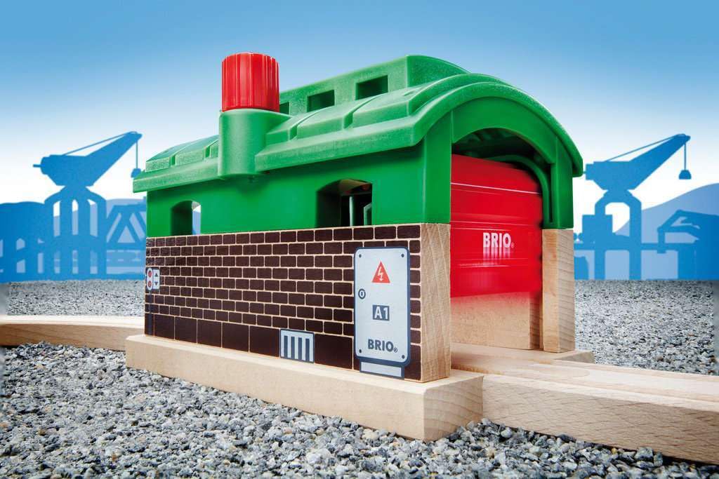 Brio World 33574 Train Garage – Wooden Train Accessory for Kids 3+