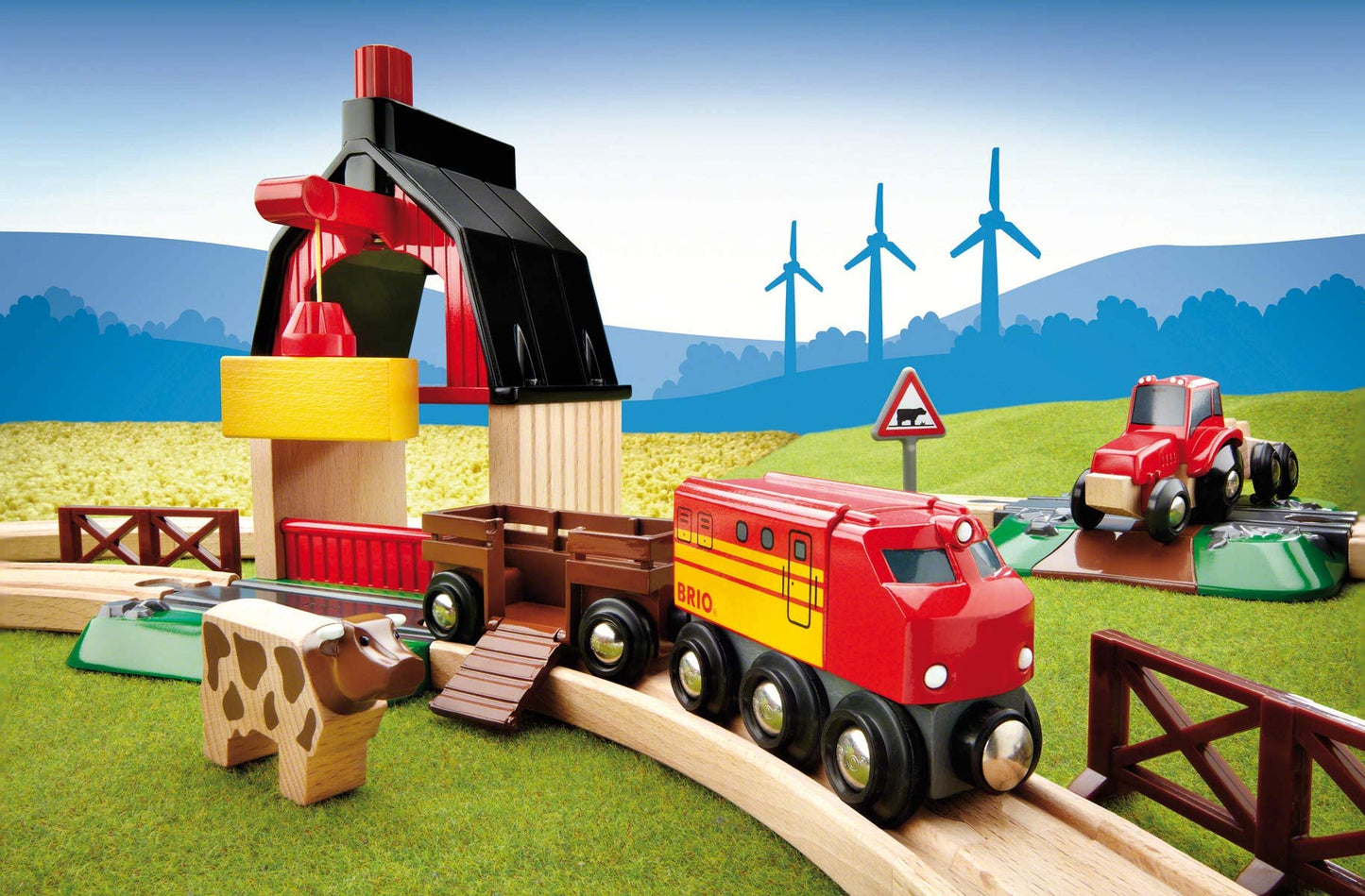 BRIO World Farm Railway Set — 20-Piece FSC-Certified Wooden Train Set with Barn, Tractor, Crane